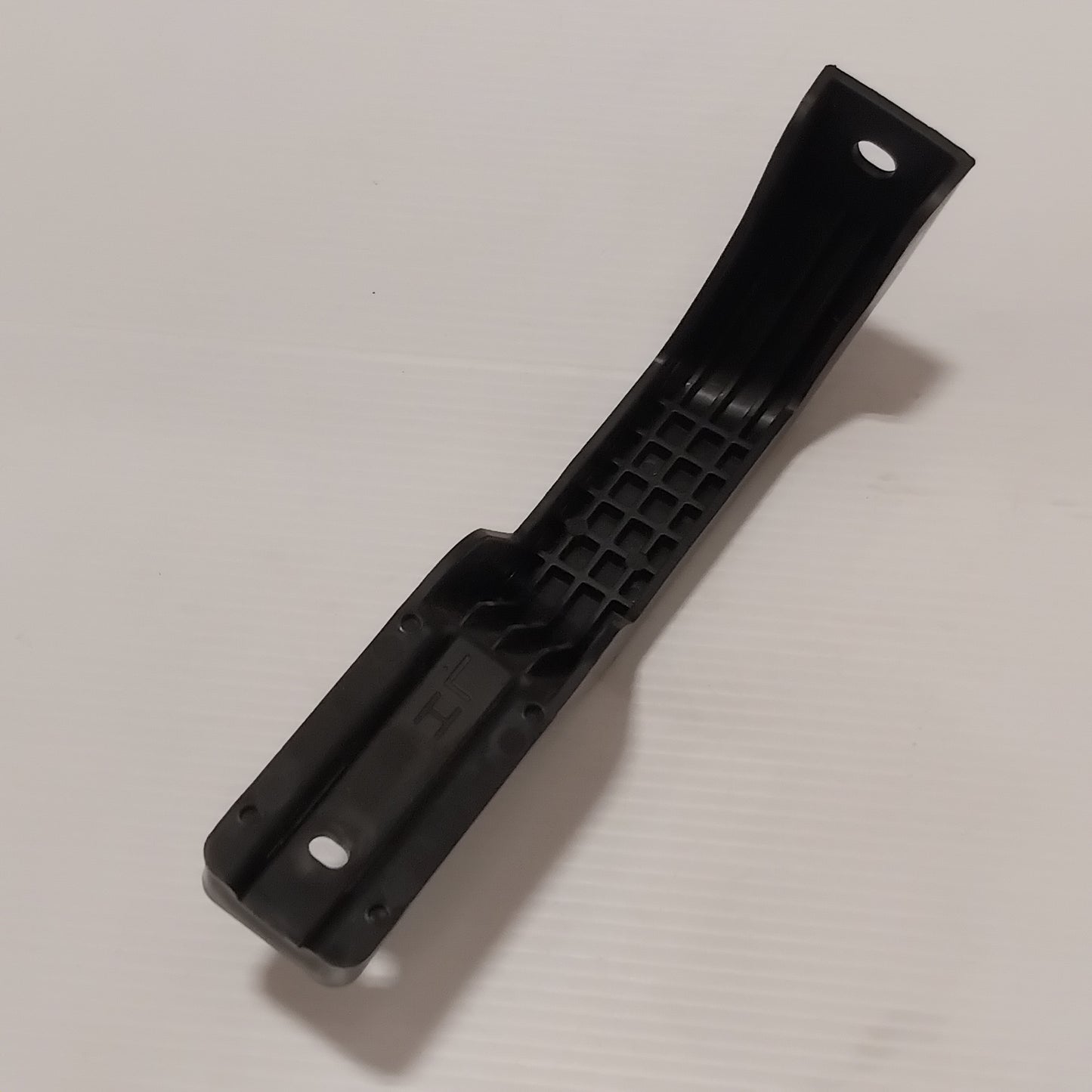 Genuine Hyundai Bracket-Rr Bumper Up | 86681C8300