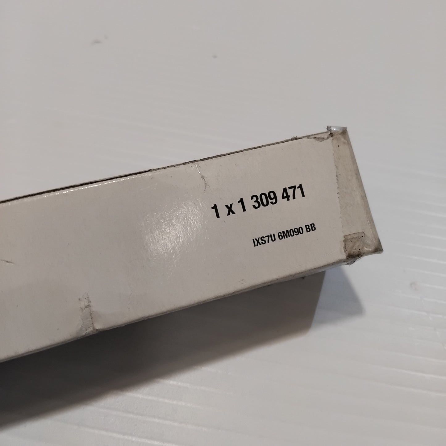 1x Genuine Glow Plug - Ford Mondeo / Transit 2.0 | 1309471