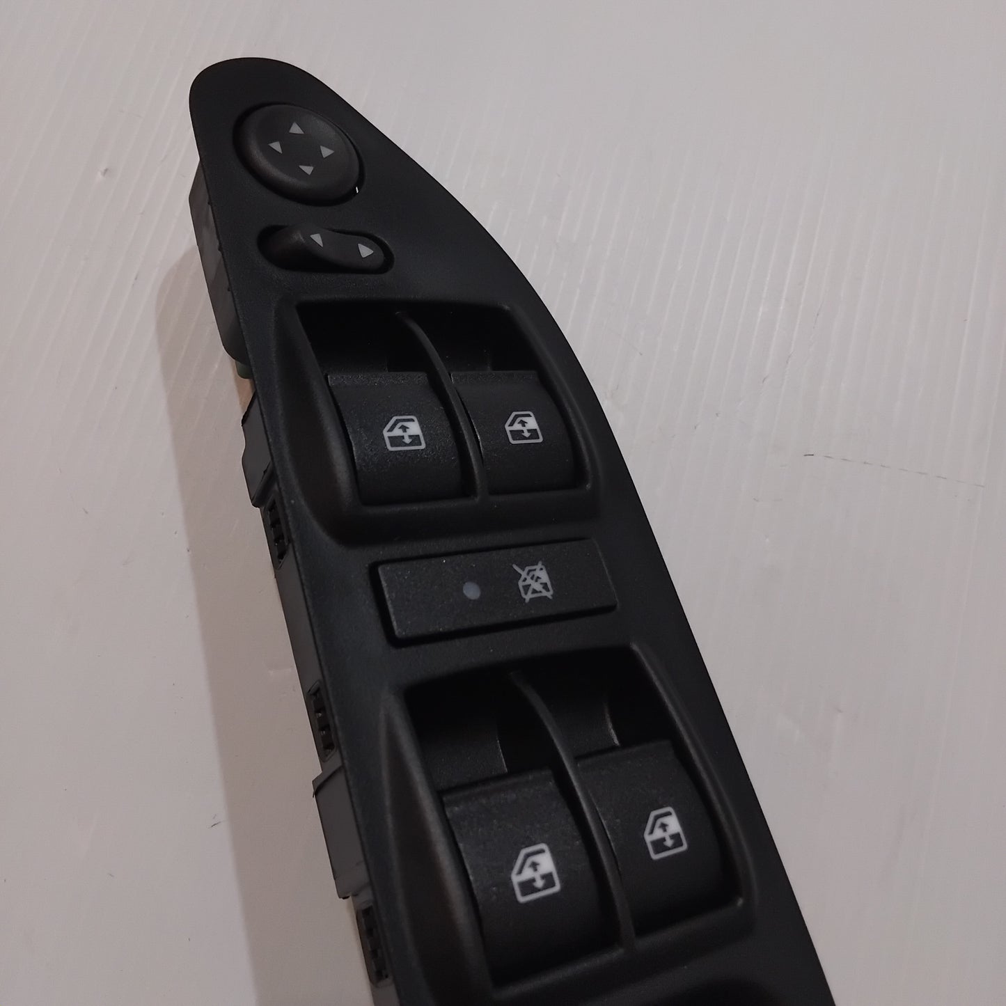 Genuine Front Driver Window Switch Panel - Fiat Tipo 2015-2021 RHD | 735639920