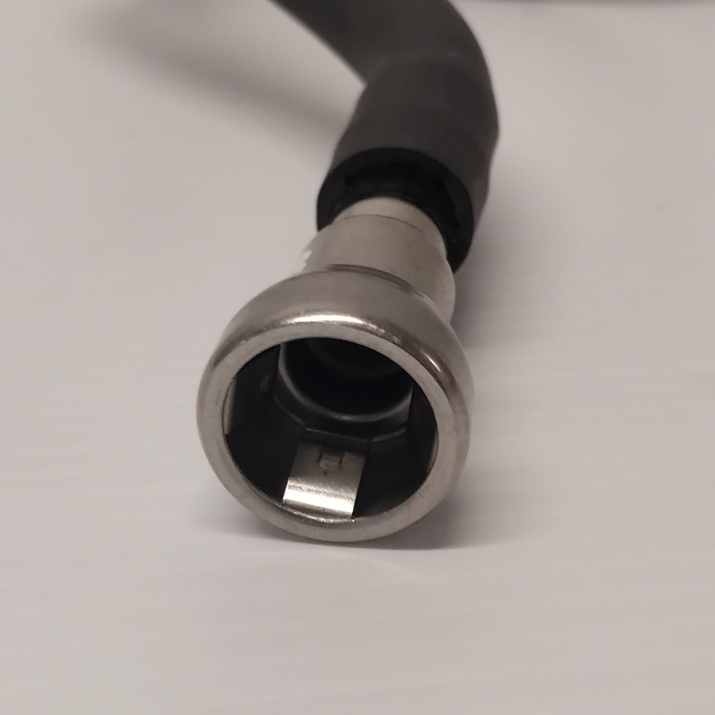 Genuine Volvo Pressure Pipe | 31372116