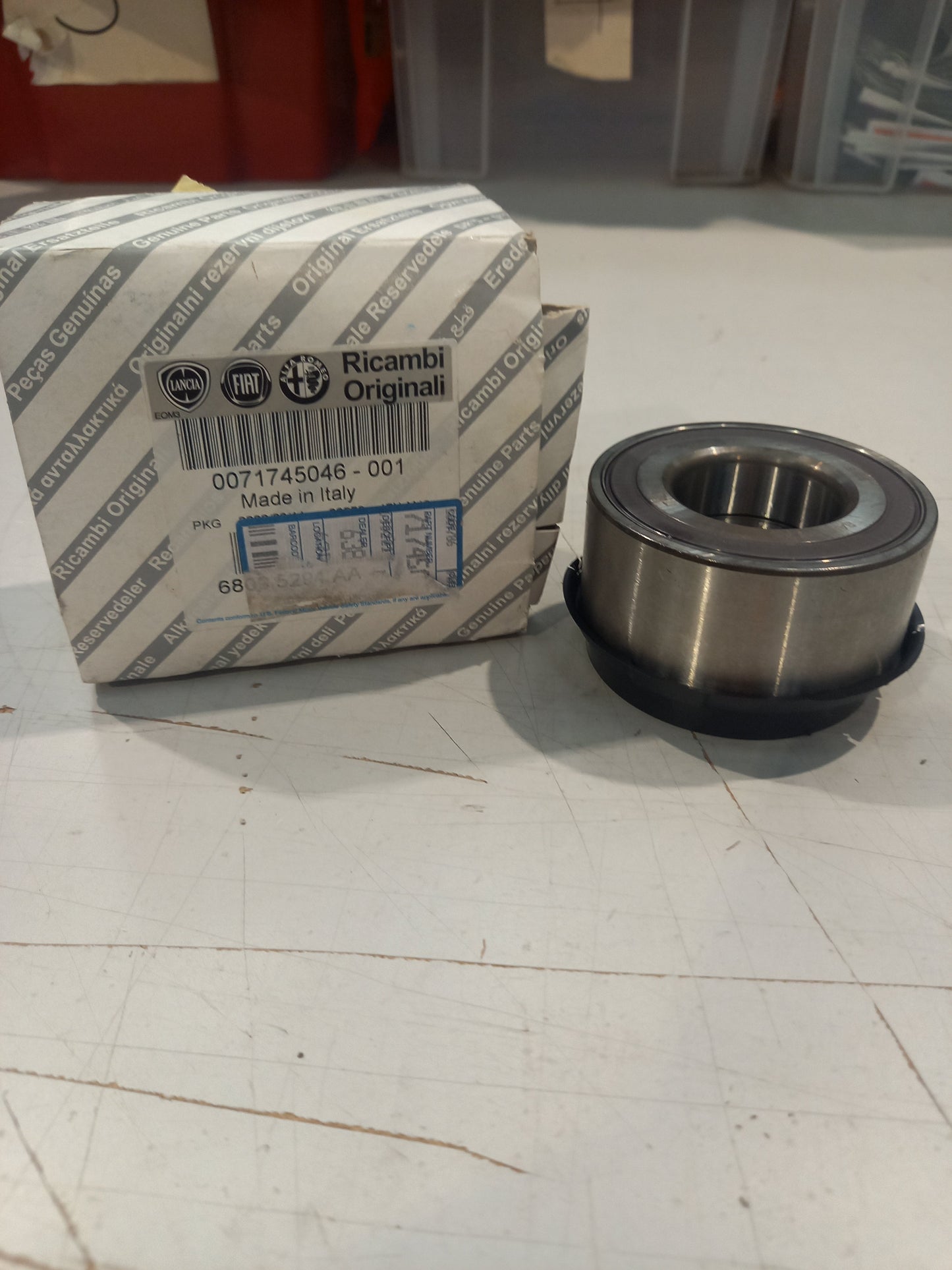 Genuine Fiat Bearing | 71745046