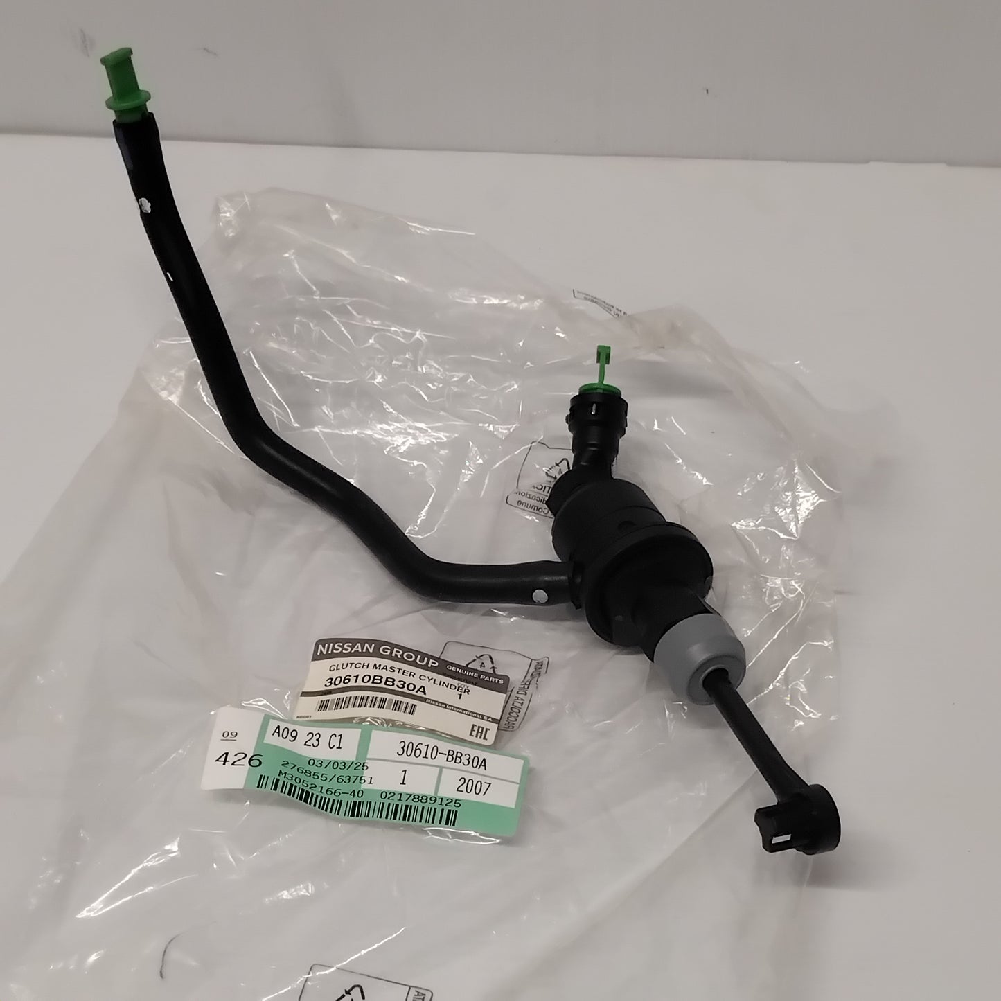 Genuine Clutch Master Cylinder - Nissan Qashqai 2006-2013 | 30610BB30A