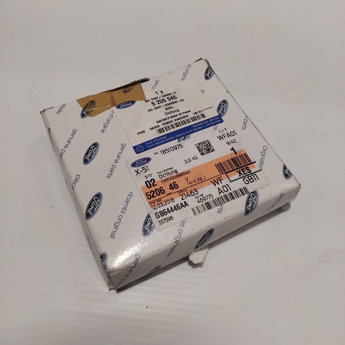 Genuine Ford Seal | 5206546