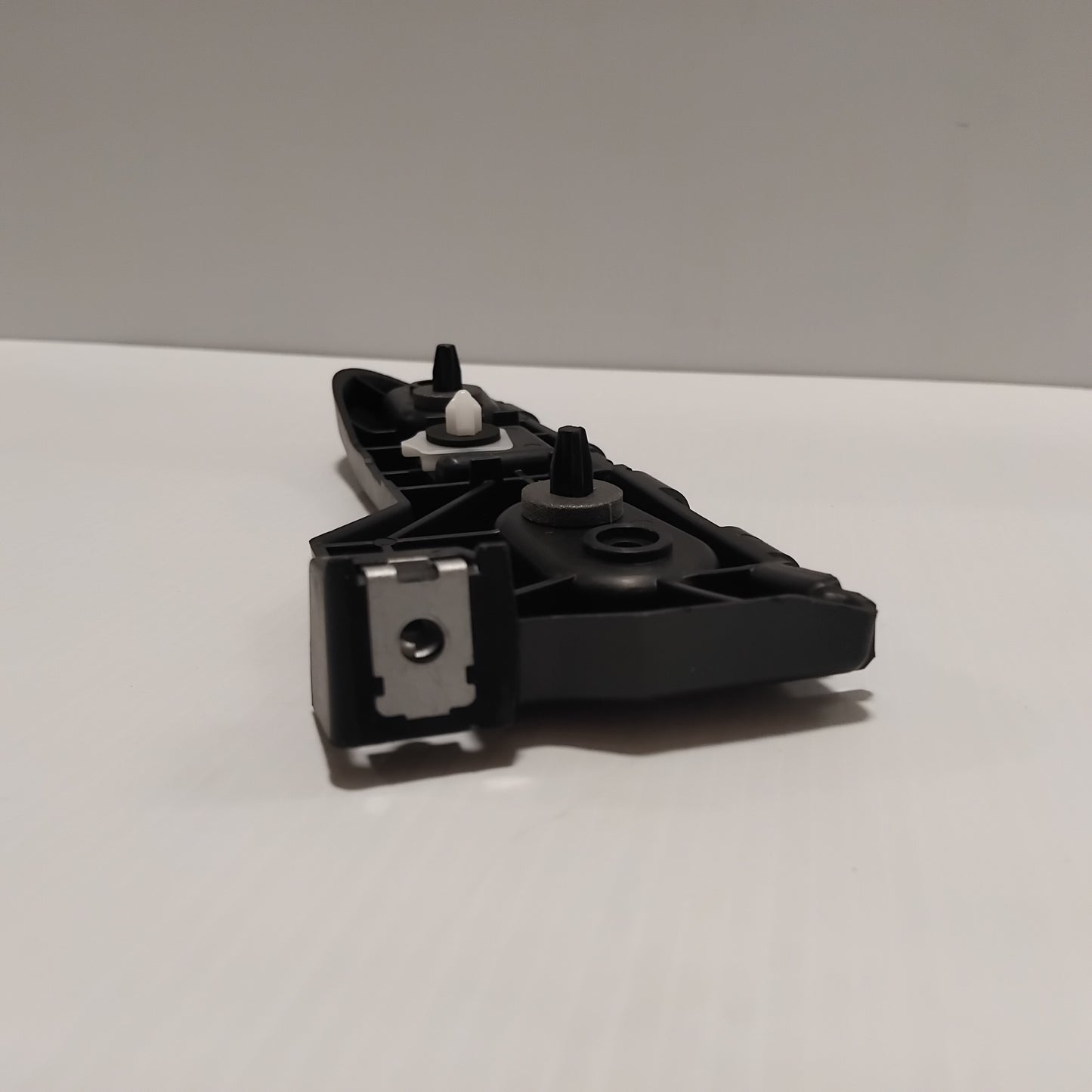 Genuine Ford Bracket - Bumper Mounting | 2398562