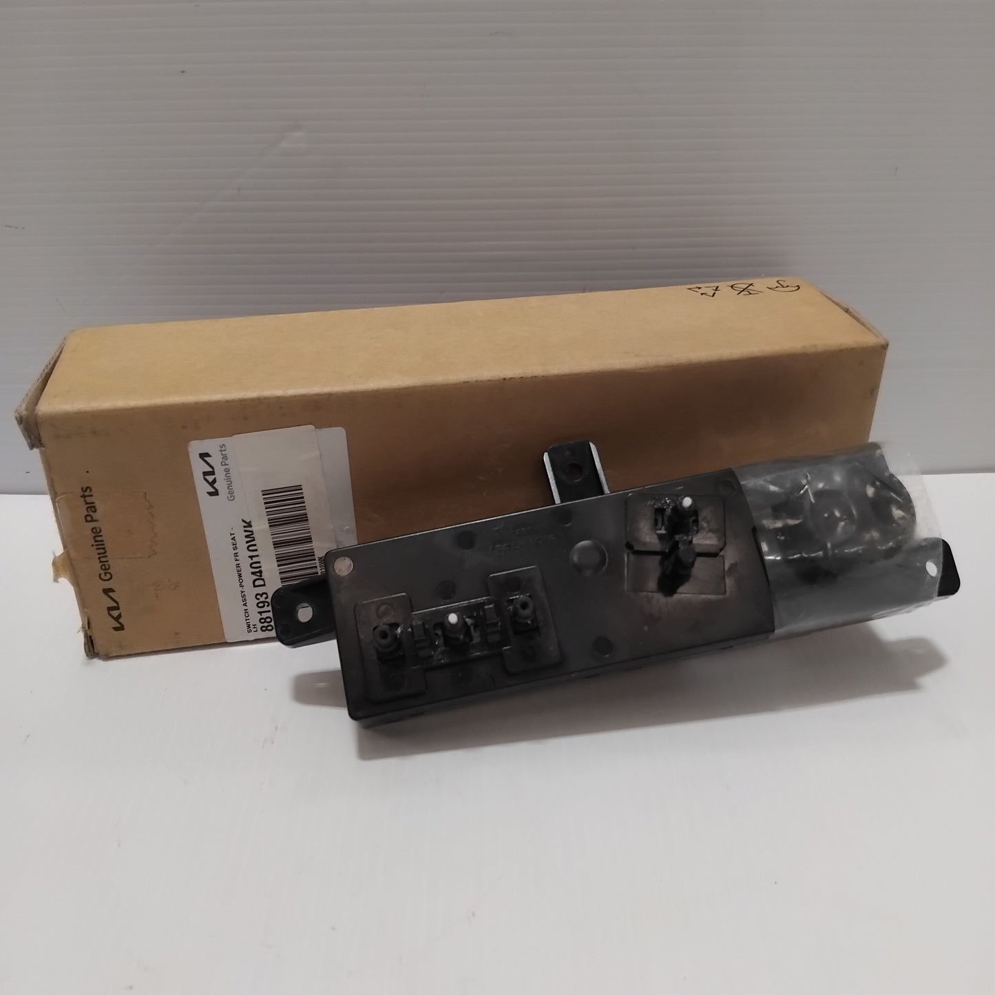 Genuine Front Left Seat Switch - Kia Optima 2015-2019 | 88193D4010WK