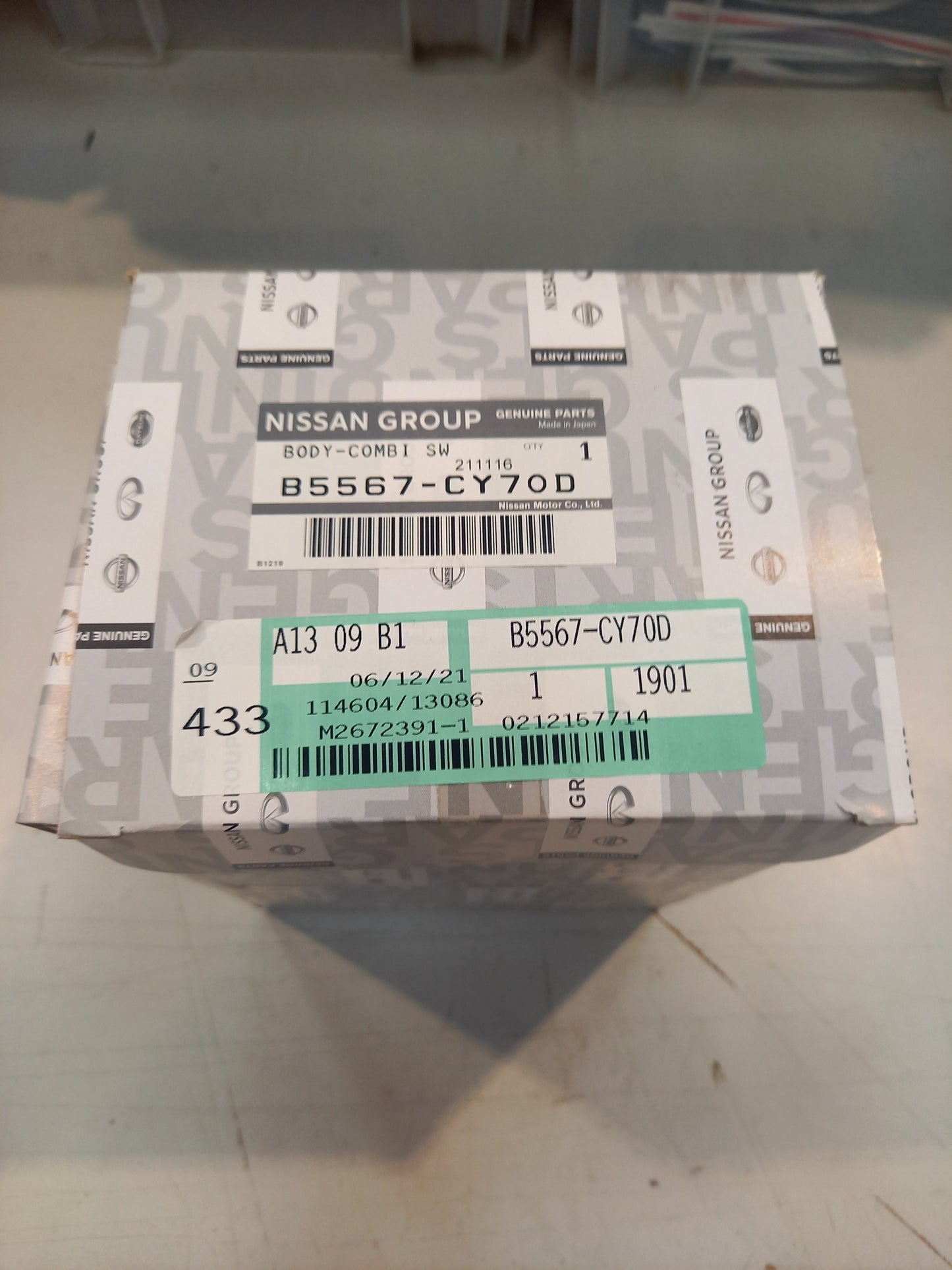 Genuine Nissan Body-Combi Sw | B5567CY70D