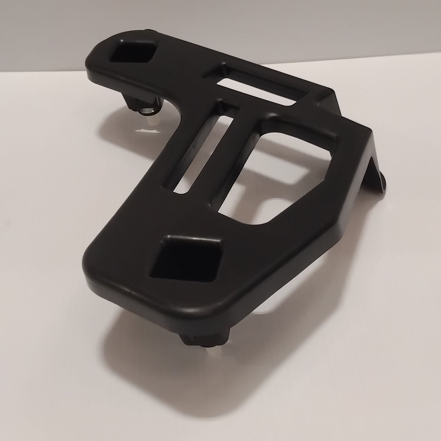 Genuine Kia Reinf-Rr Bumper Cove | 86623A2700