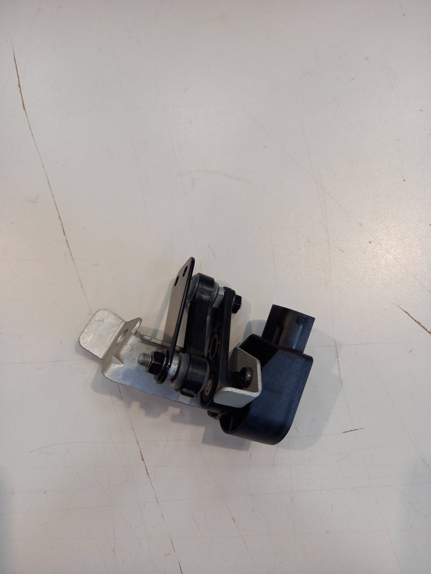 Genuine Volvo Cmp Sensor | 31258180