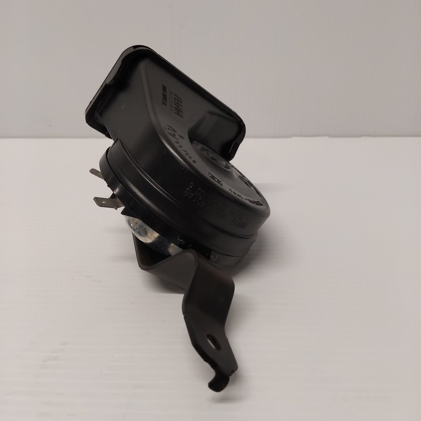 Genuine Low Note Horn - Jeep Grand Cherokee 2015-2017 | K68214401AB