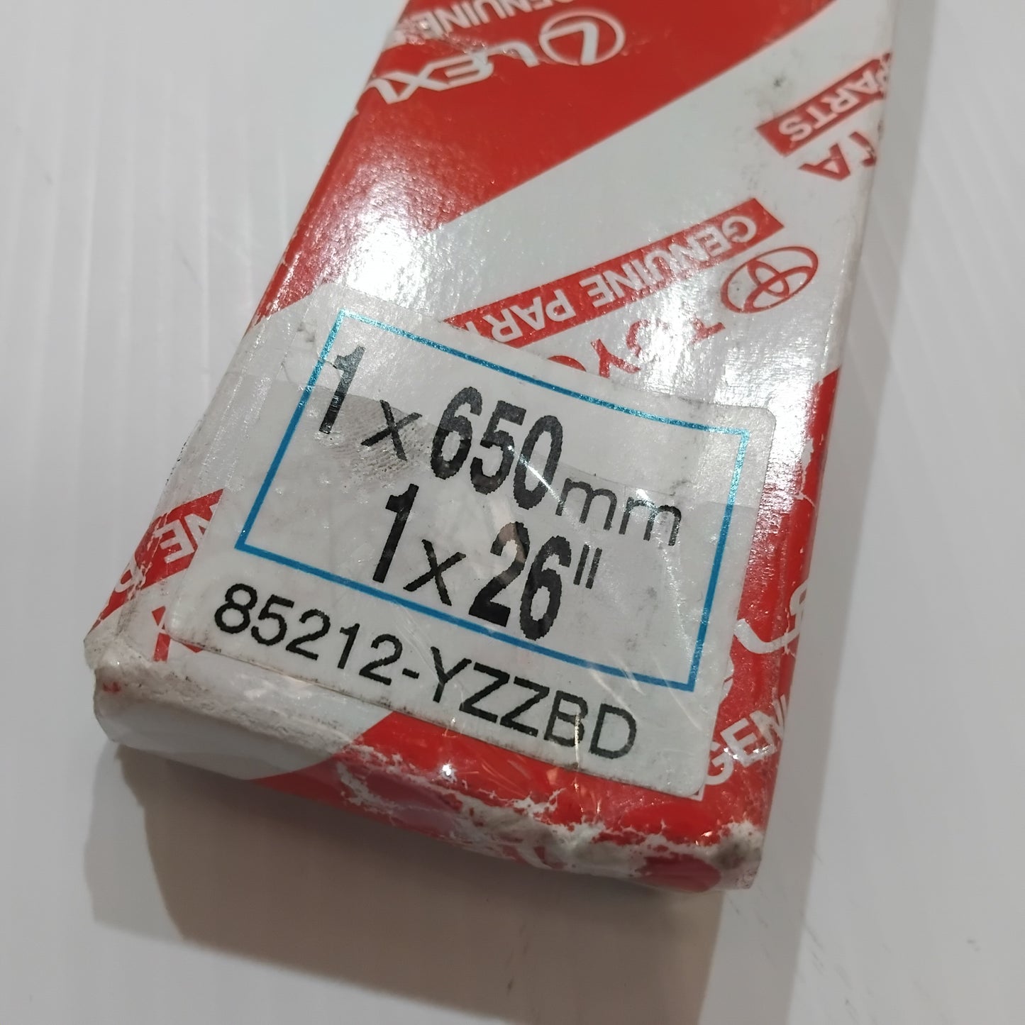 Genuine Toyota Wiperblade W/O Spoil | 85212-YZZBD