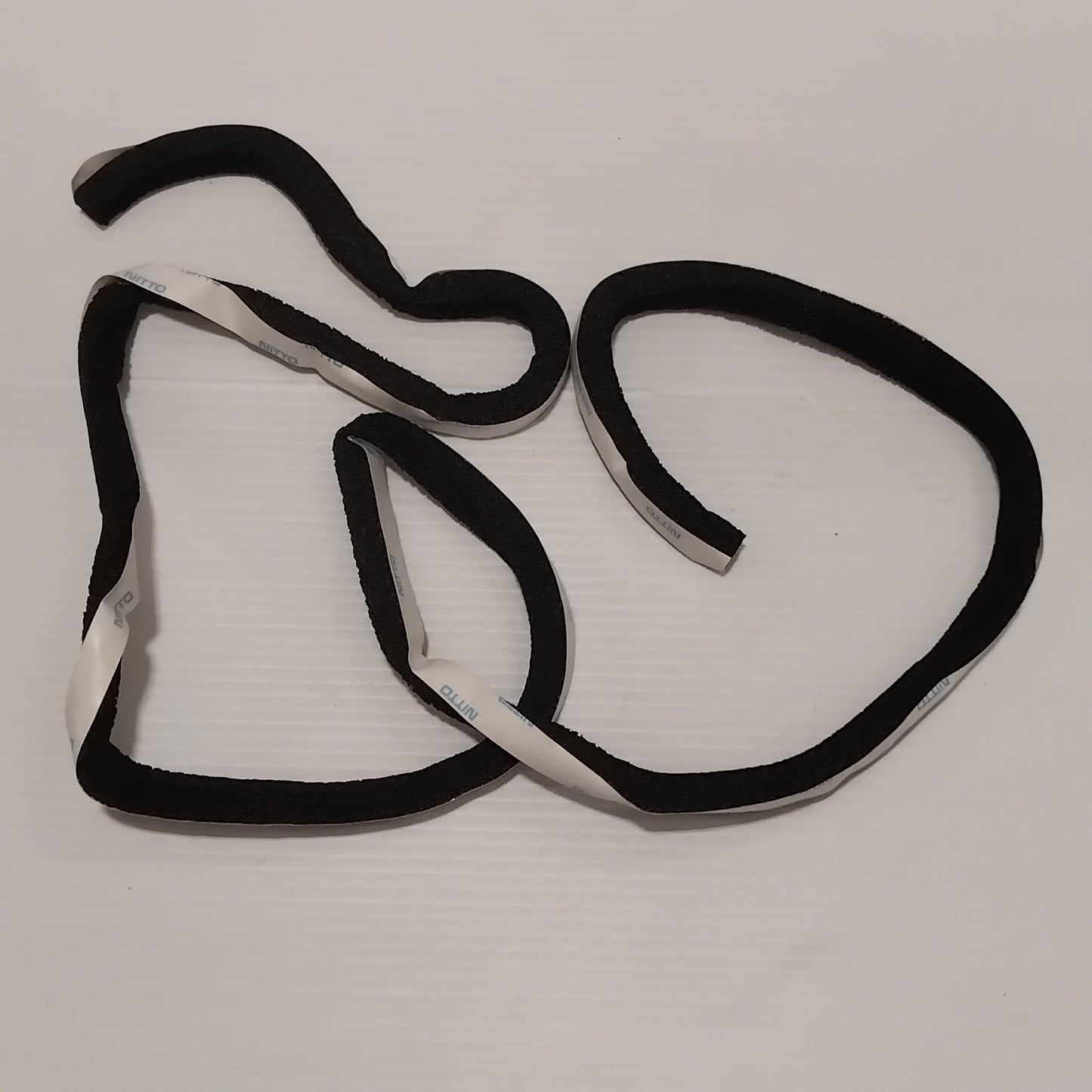 Genuine Ford Seal | 5206546