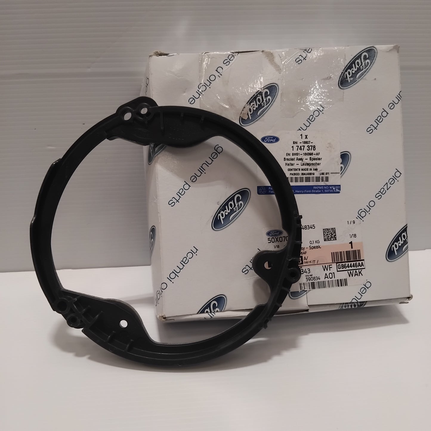 Genuine Ford Bracket Assy - Speaker | 1747378