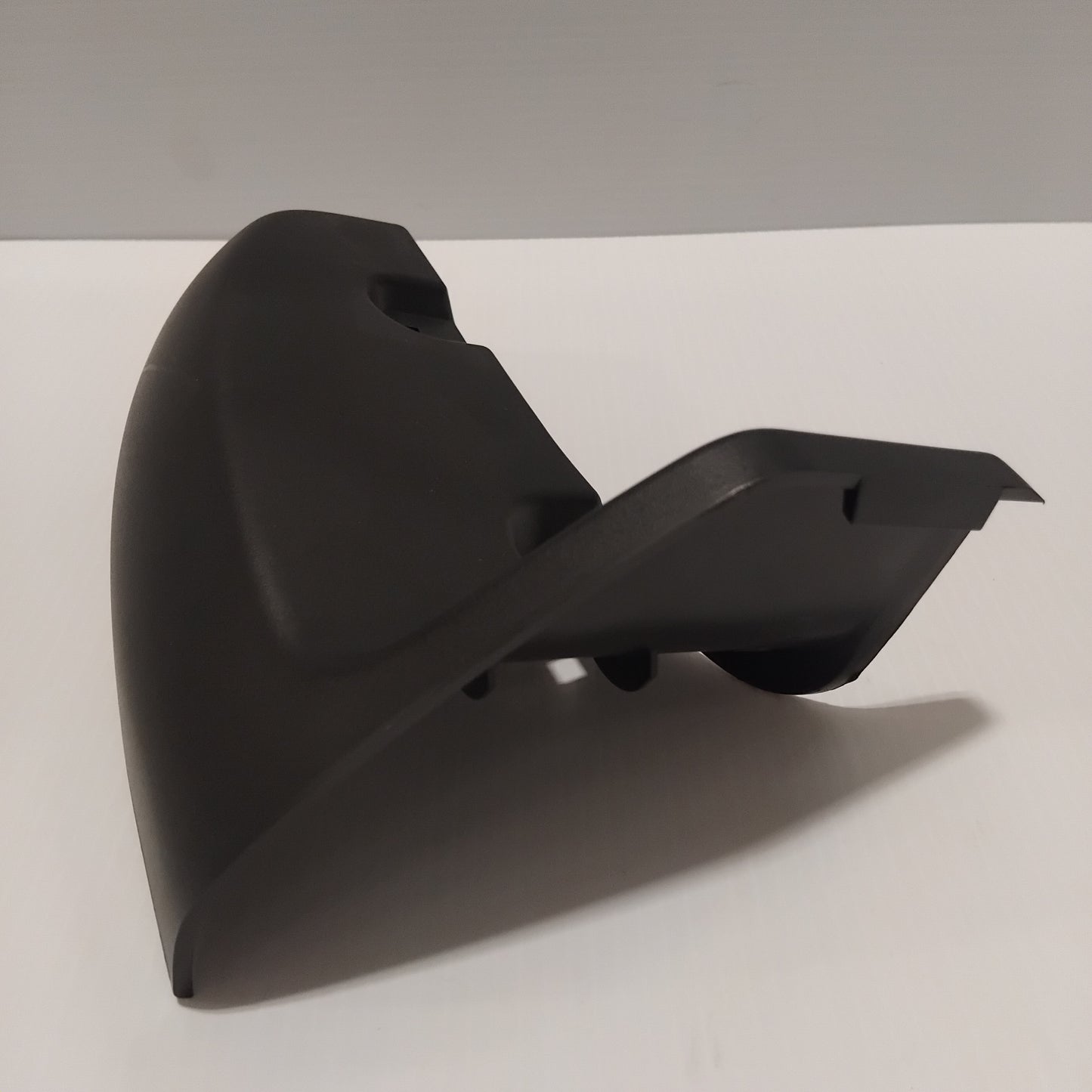Genuine Mitsubishi Garnish,Side Step | MN117436