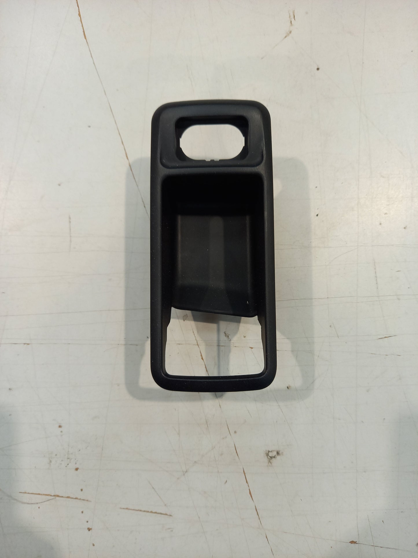 Genuine Ford Bezel - Door Inside Handle | 1576041