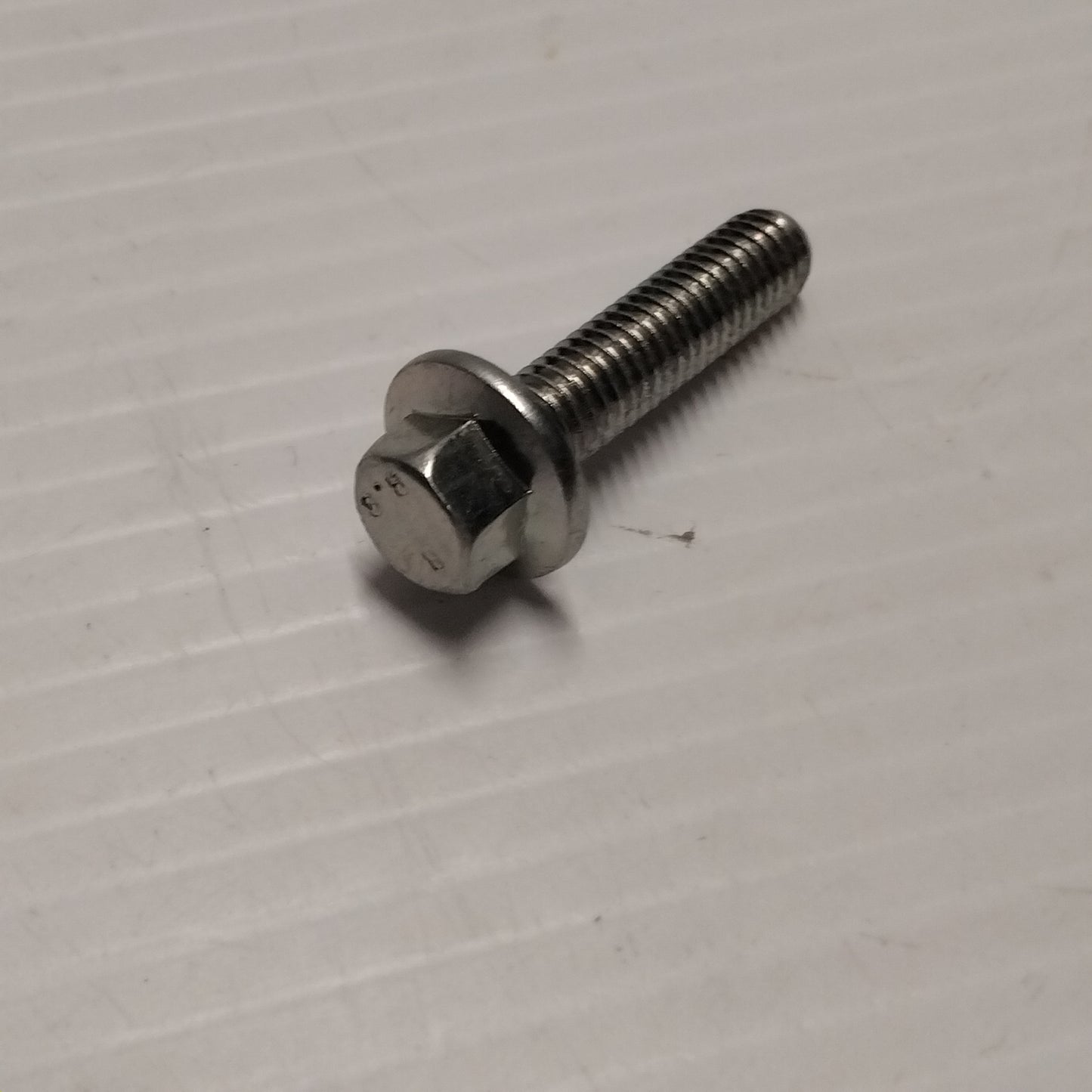 Genuine M6x25 Flange Head Screw - Ford | 4378449