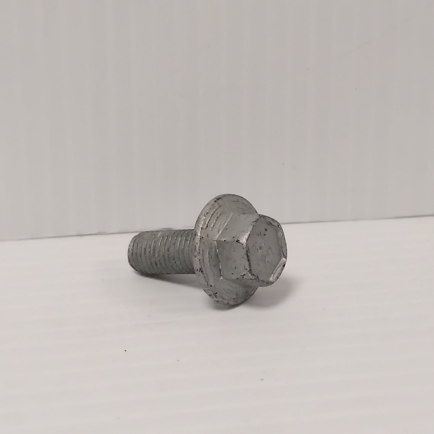 1x Genuine M7x19mm Water Pump Bolt - Ford Focus 2003-2015 | 1581812