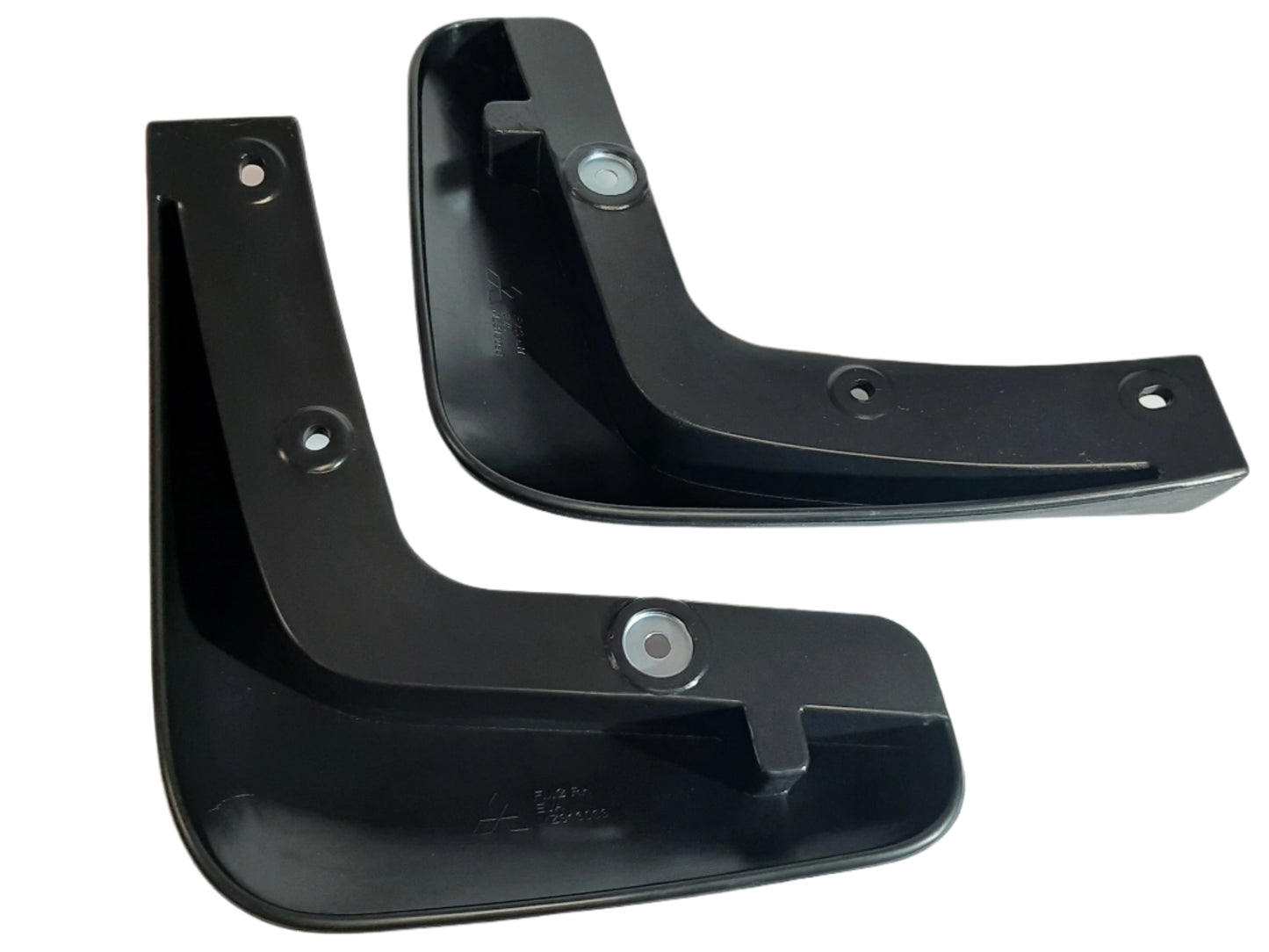 Genuine Mitsubishi Mudguard Set,Front | MZ313033