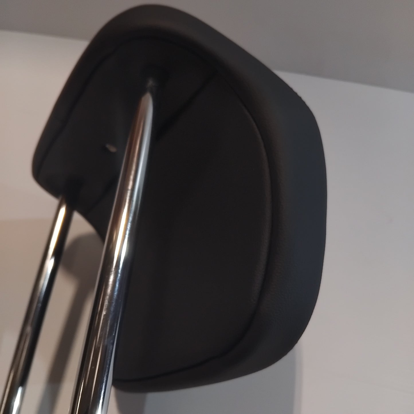 Genuine SEAT Headrest | 7N0883901QICE