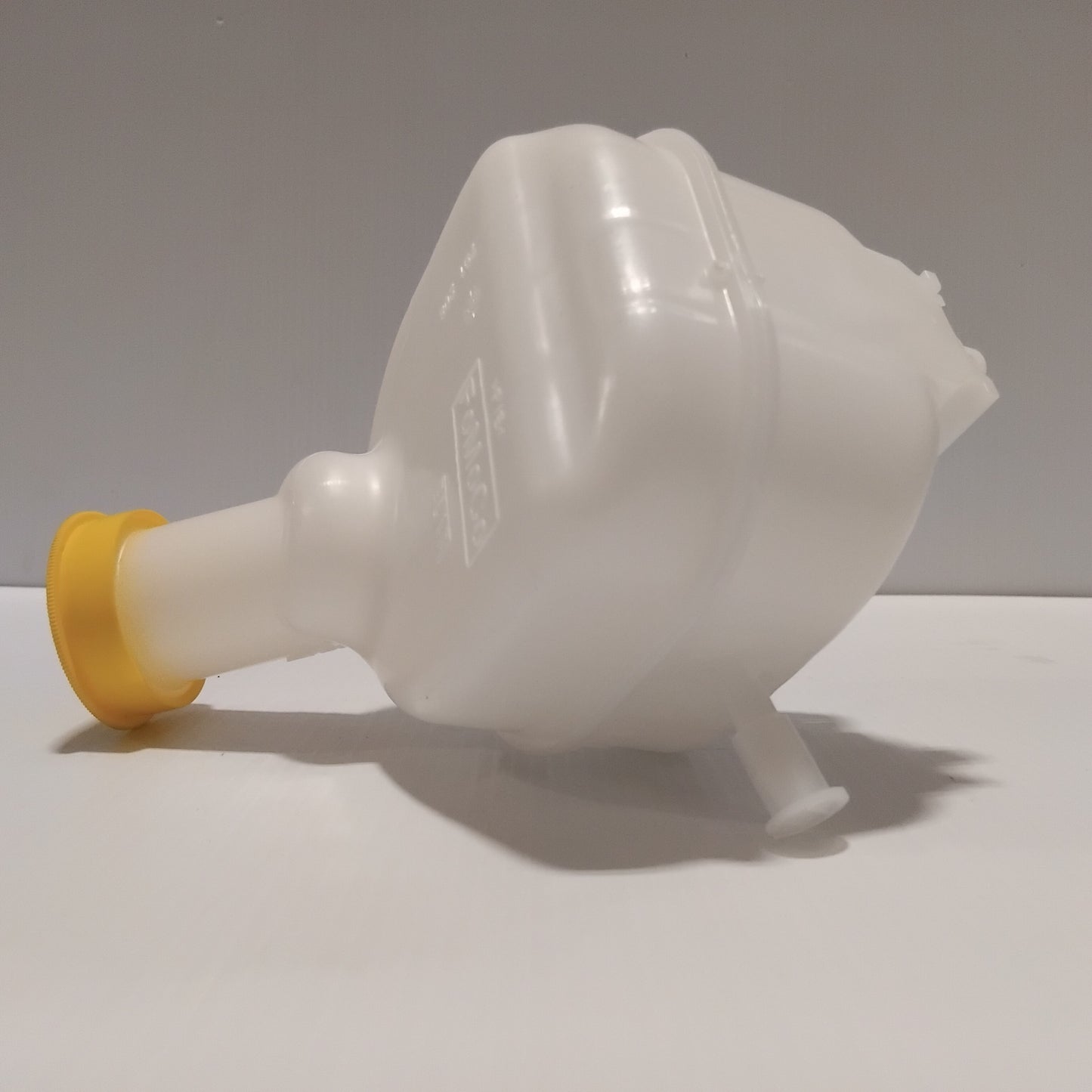 Genuine Ford Reservoir Assy - Compressed Air | 1817720