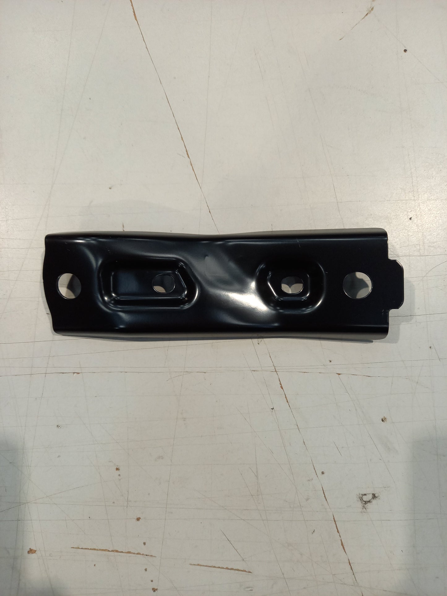 Genuine Mazda Bracket(R),Cros | DA6A34H25A