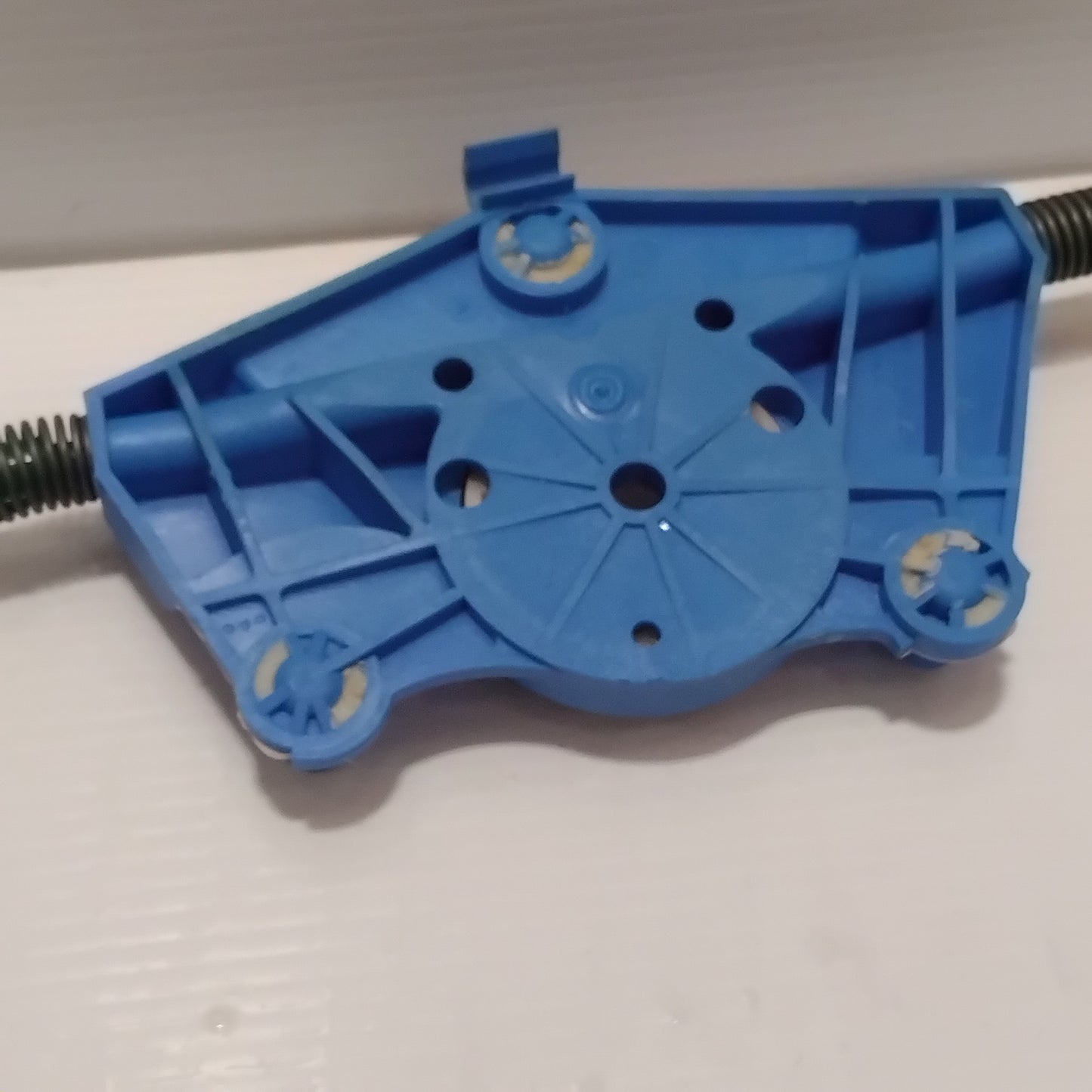 Genuine SEAT Regulator | 8E0839462C