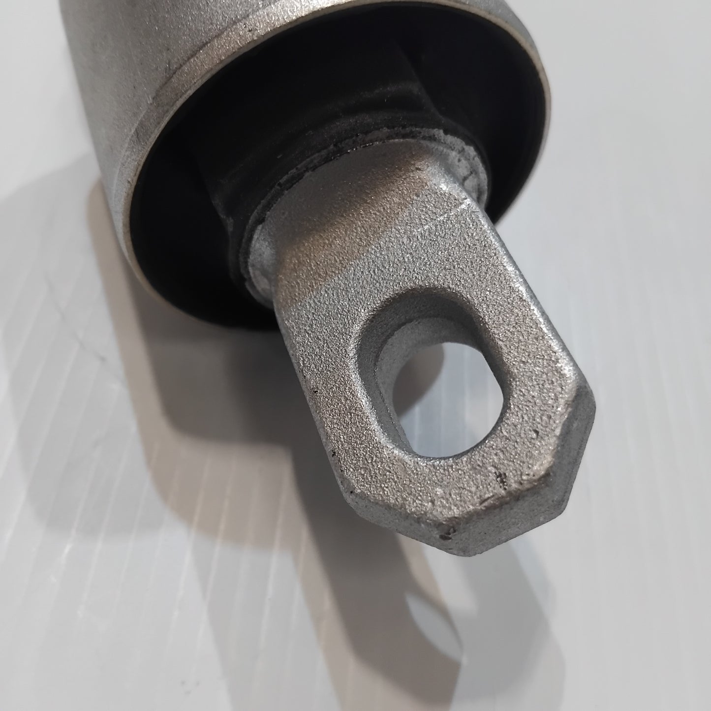 Genuine Volvo Bushing | 32292421