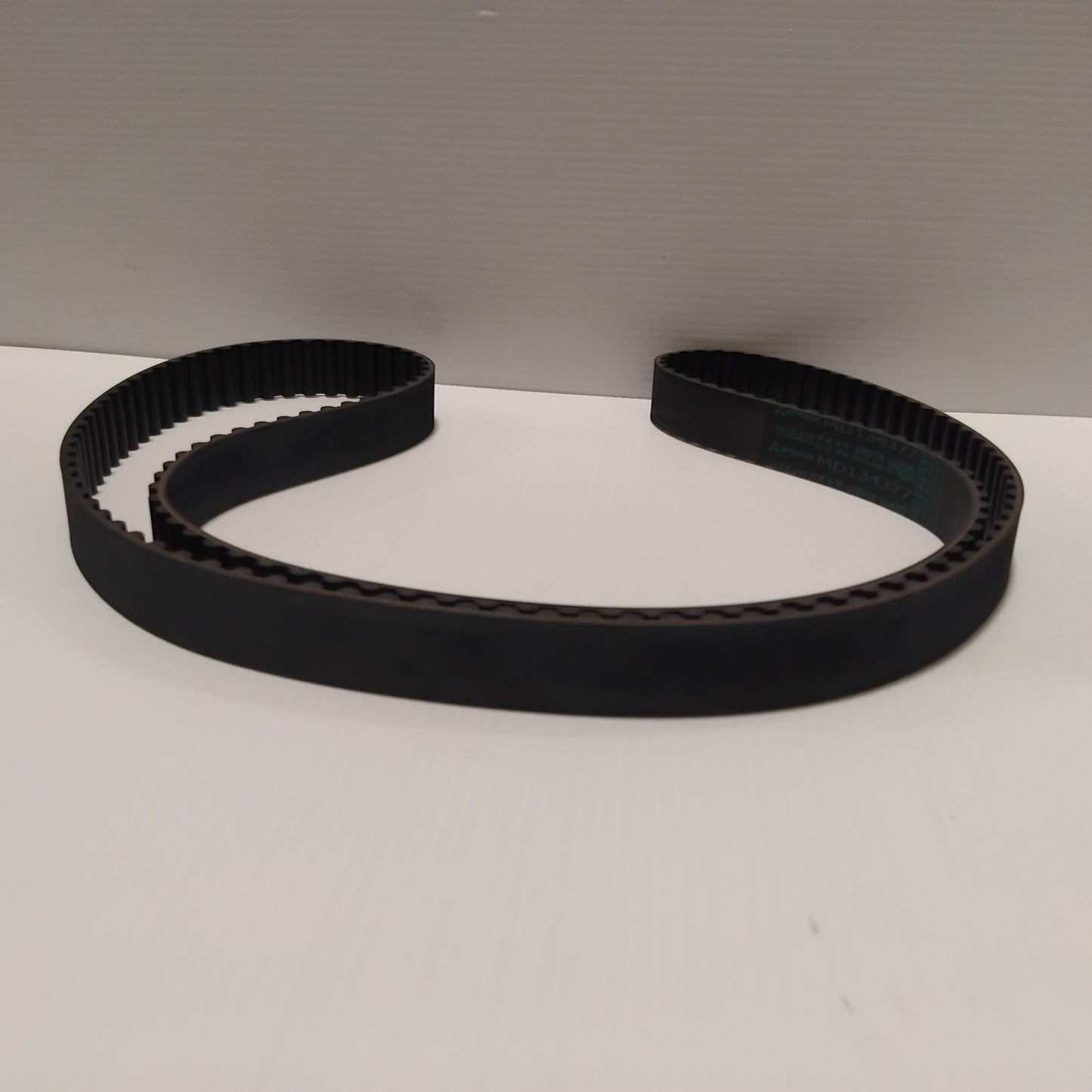 Genuine Mitsubishi ^Timing Belt | MD134377