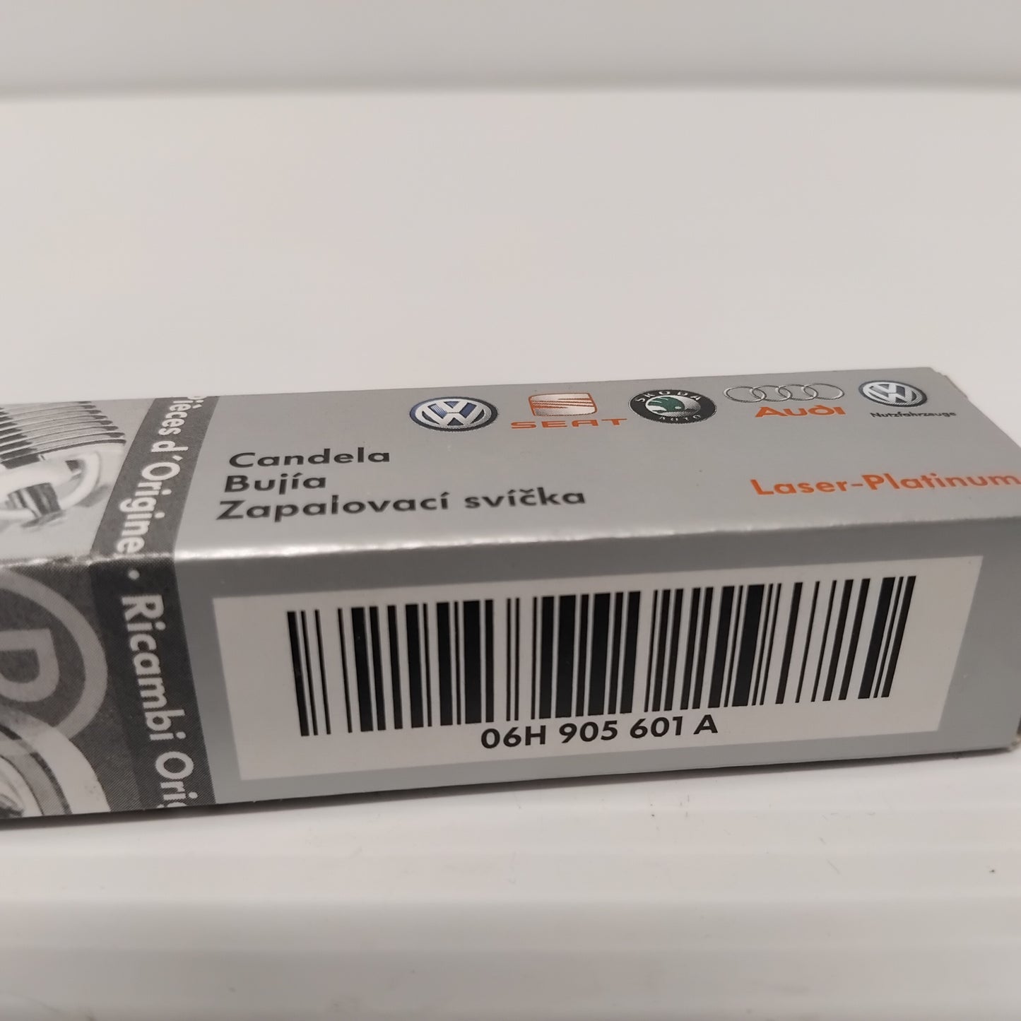 Genuine Petrol Spark Plug SEAT Leon 2.0 CUPRA R 2005-2012 | 06H905601A