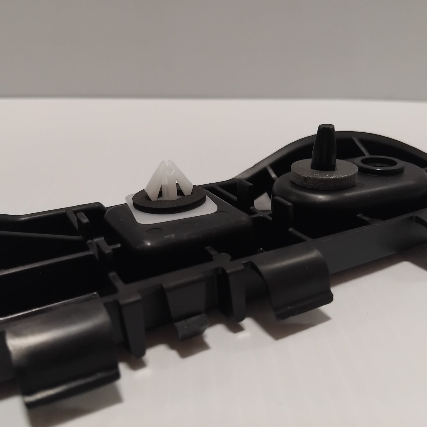 Genuine Ford Bracket - Bumper Mounting | 2398562