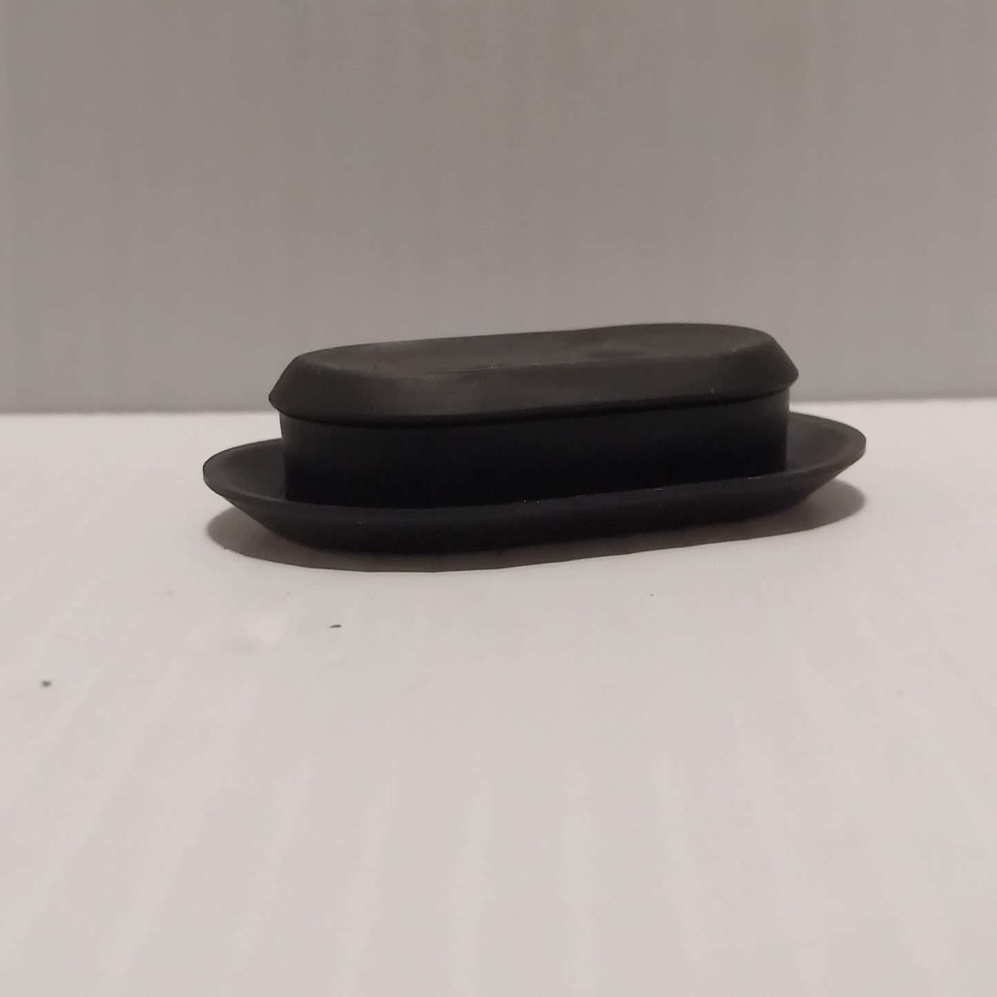 Genuine Ford Plug | 1699405