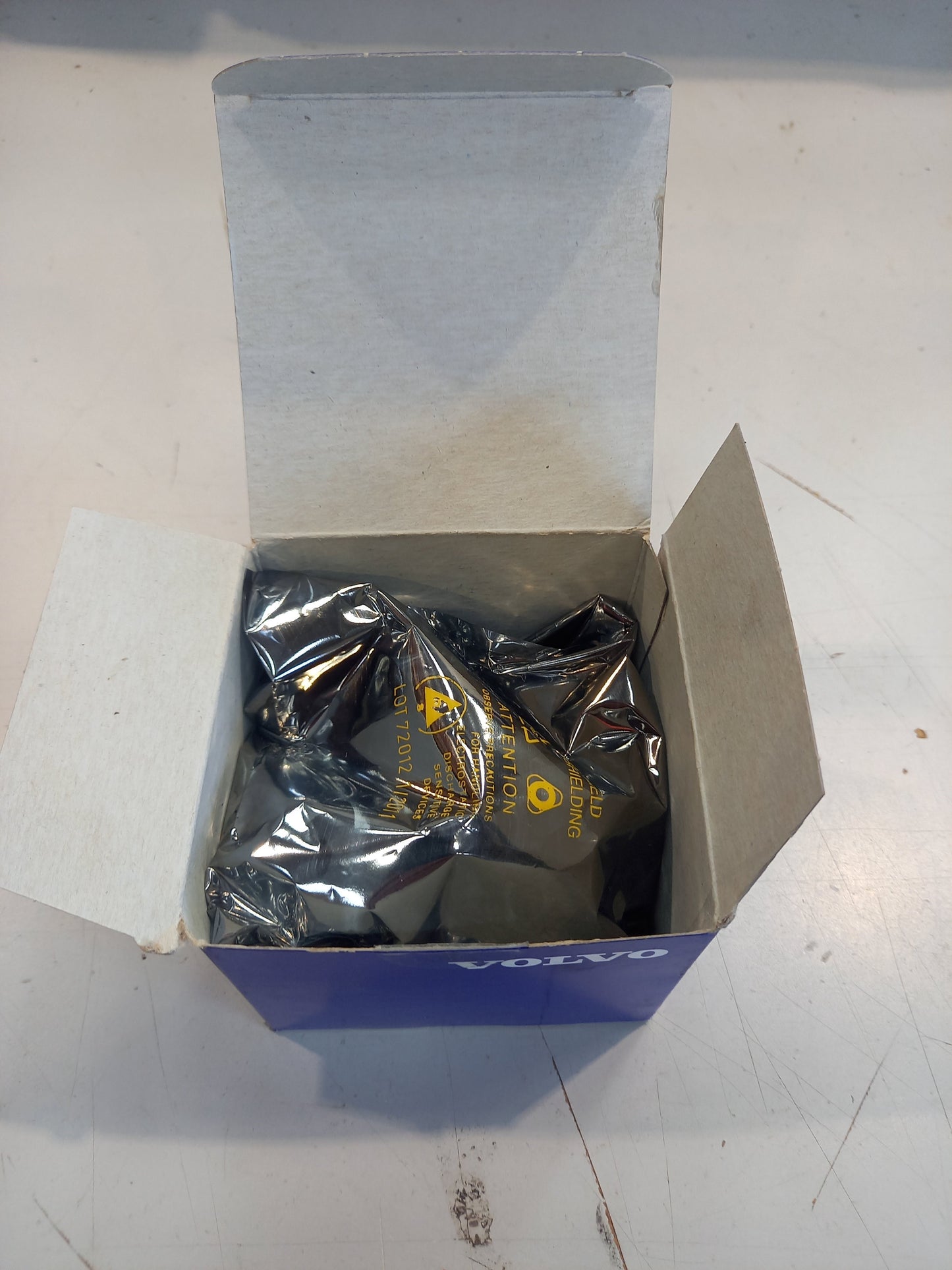 Genuine Volvo Cmp Sensor | 31258180