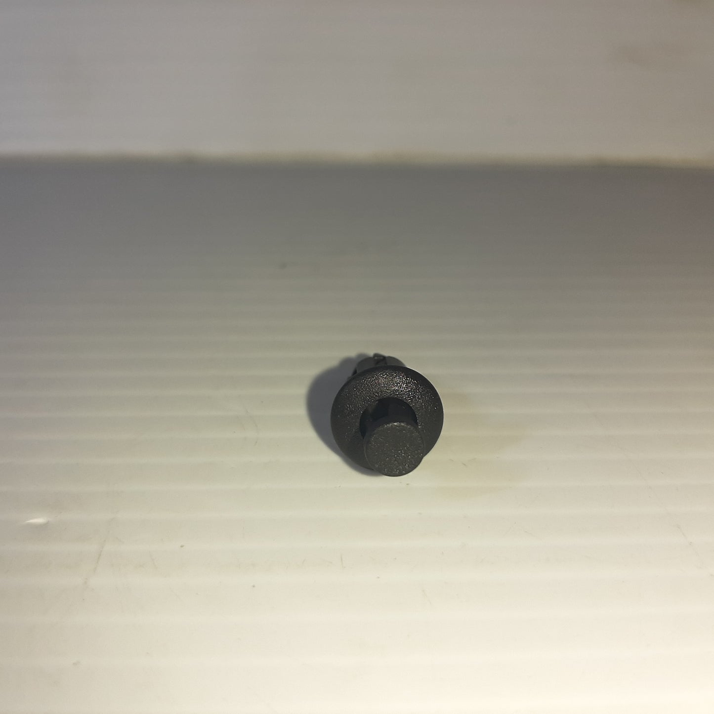 Genuine Ford Fastener | 6738091