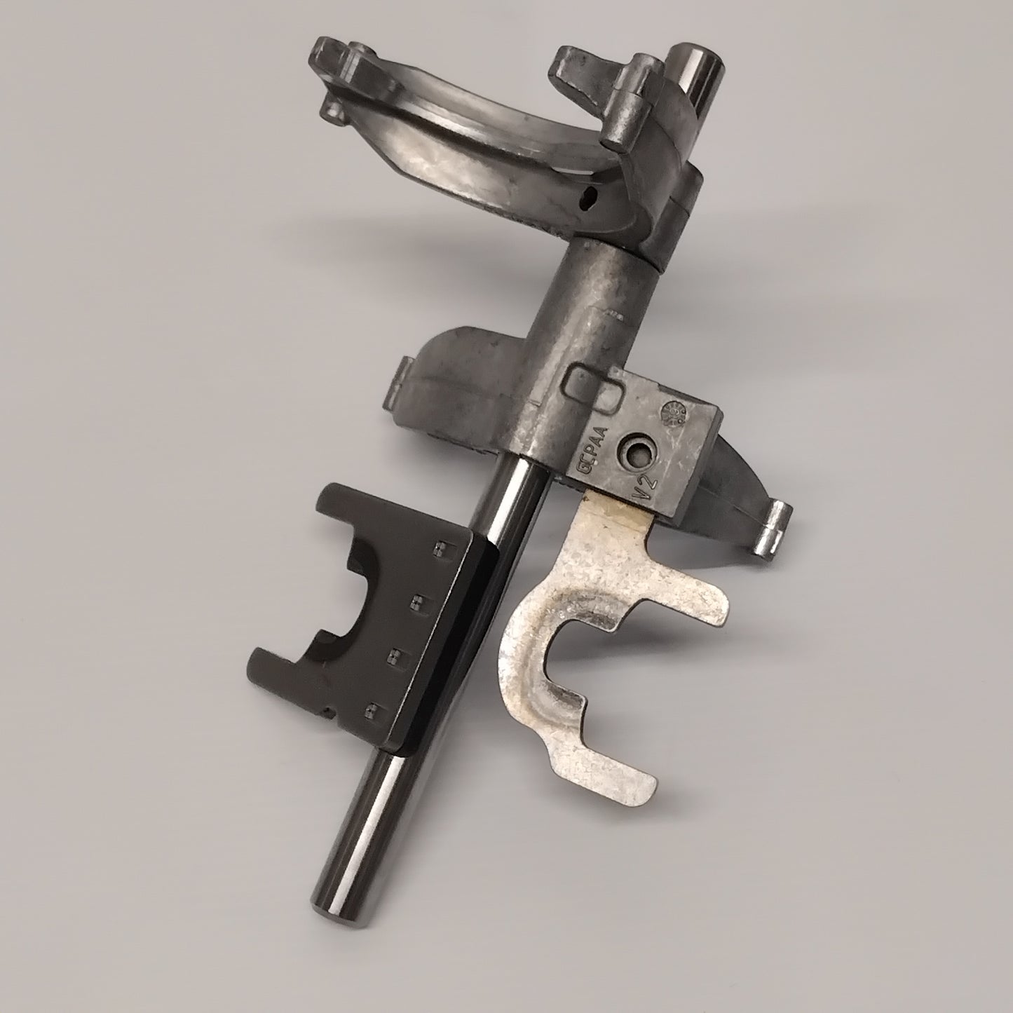 Genuine 3/4/5/6 Gear Selector Fork - Ford Focus - 6-Speed Manual | 1704315