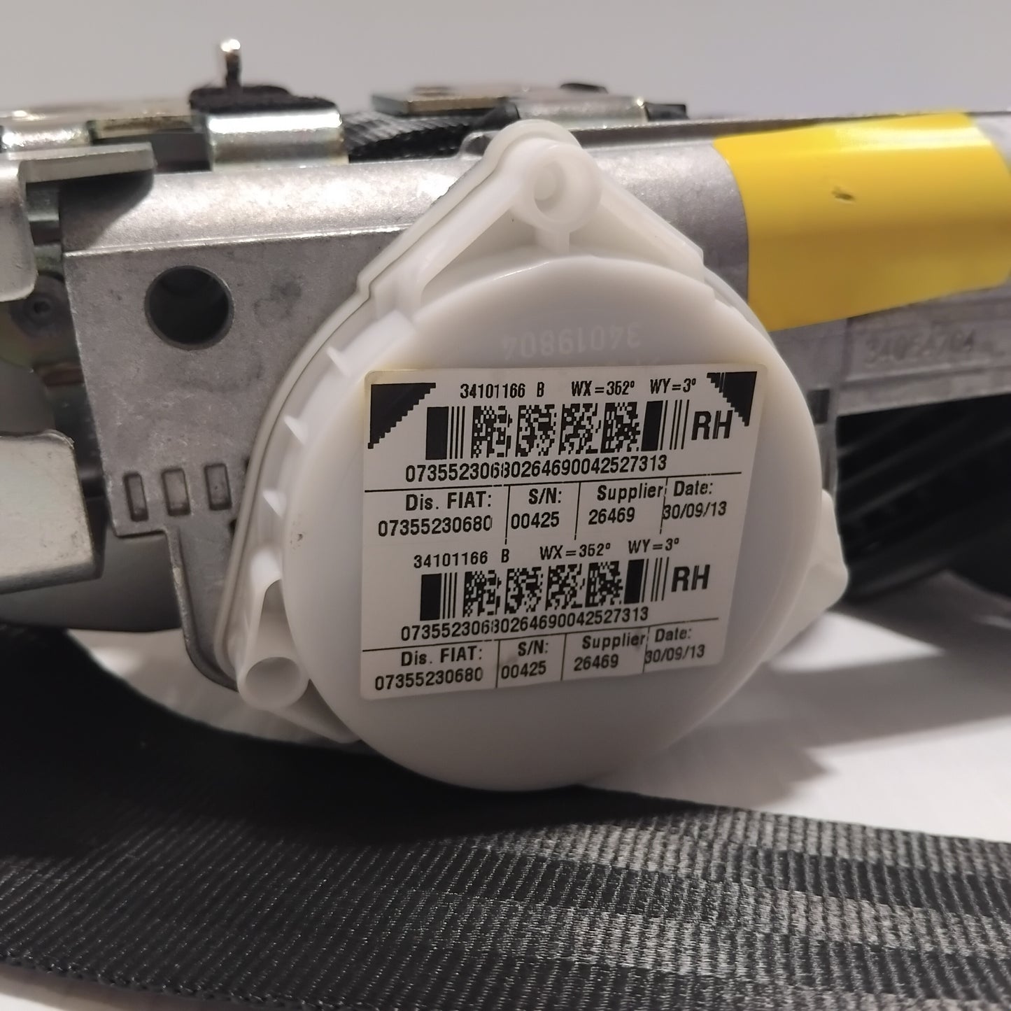 Genuine Fiat Seat Belt | 735523068