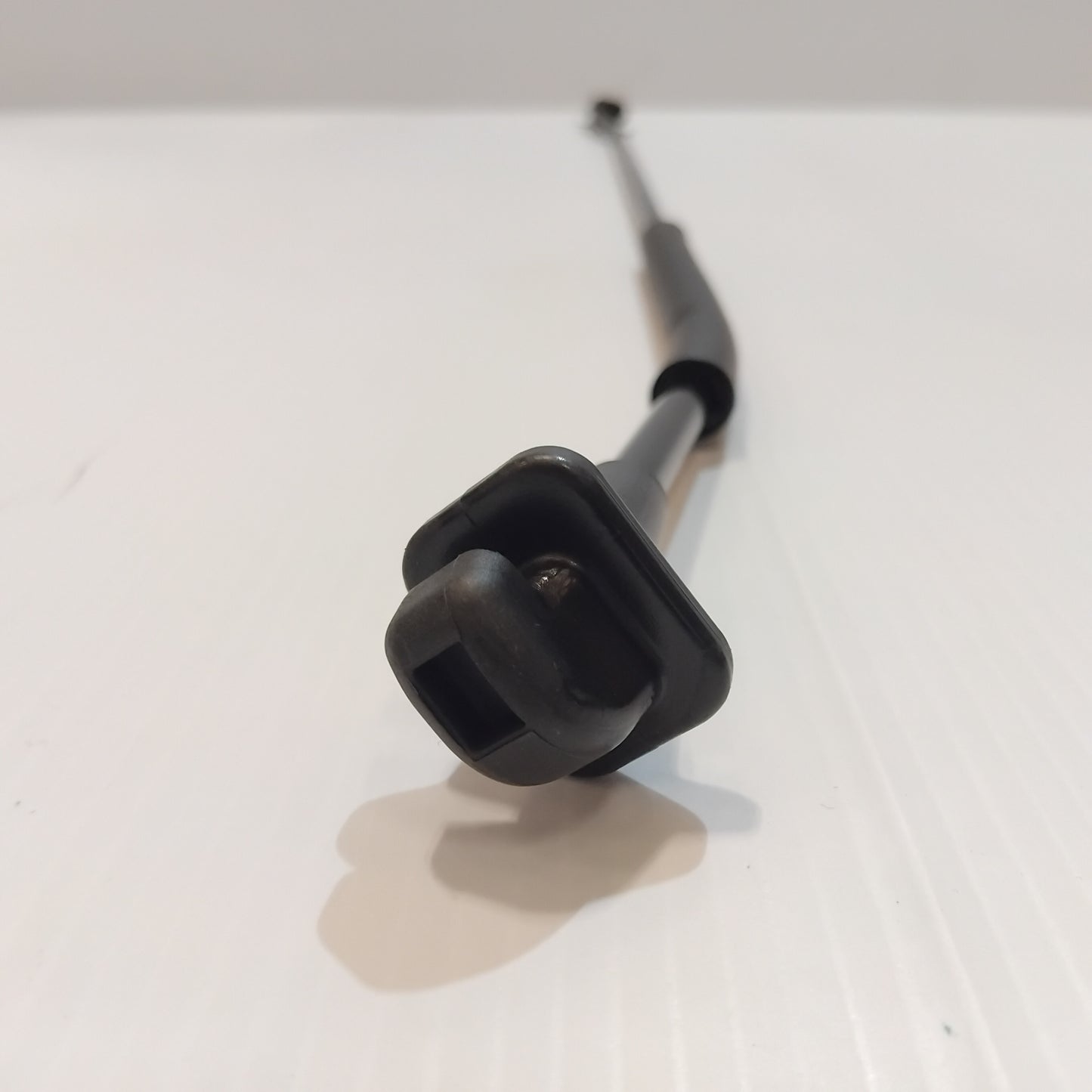 Genuine Bonnet Stay Rod - Kia Ceed 2006-2012 | 811701H000