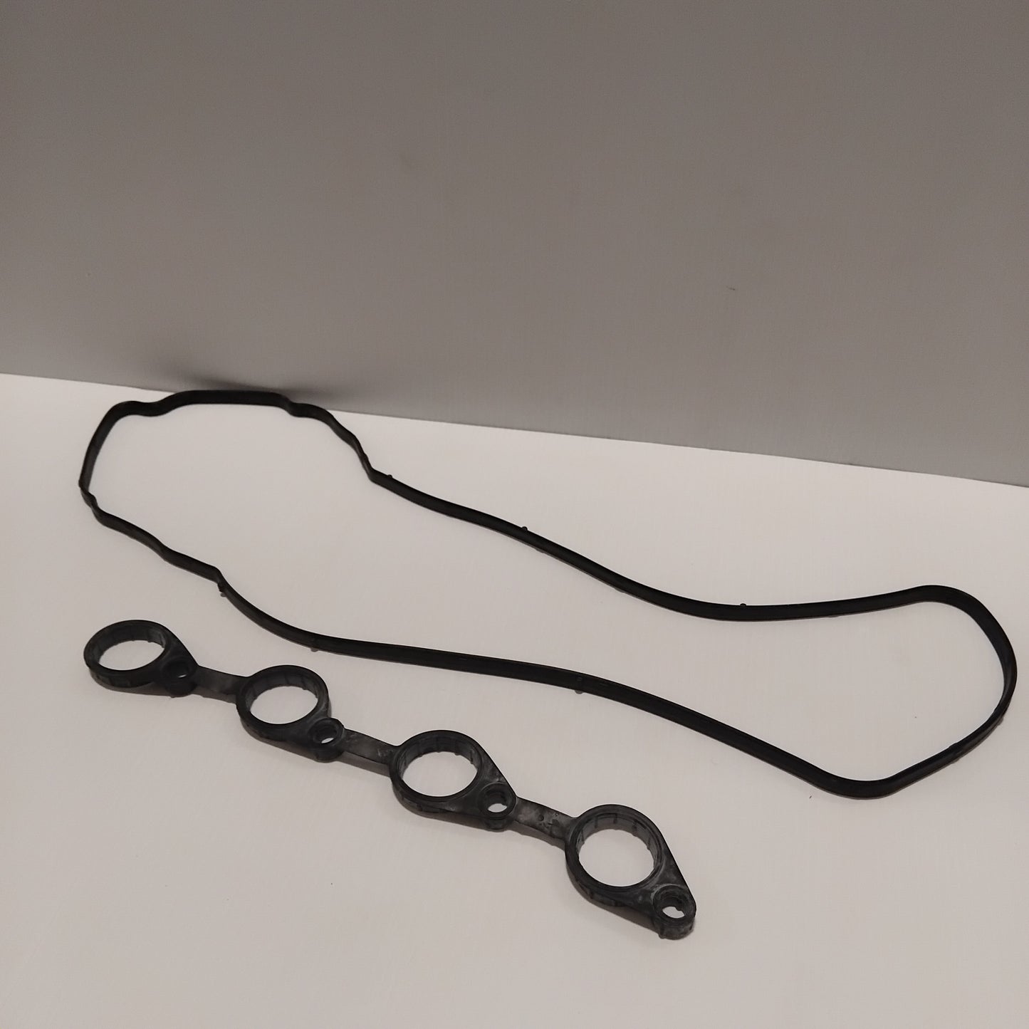 Genuine Kia Gasket-Rocker Cover | 224412B002