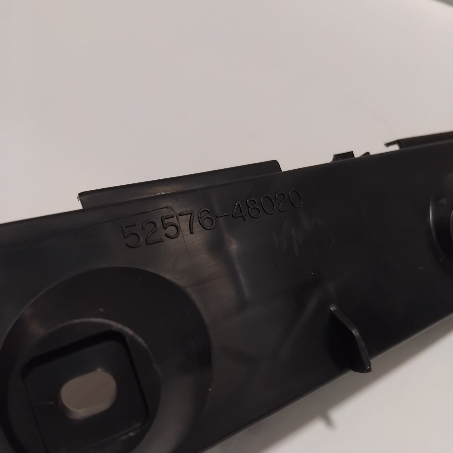 Genuine Toyota Retainer,Rear Bumper Side,Lh | 52576-48020