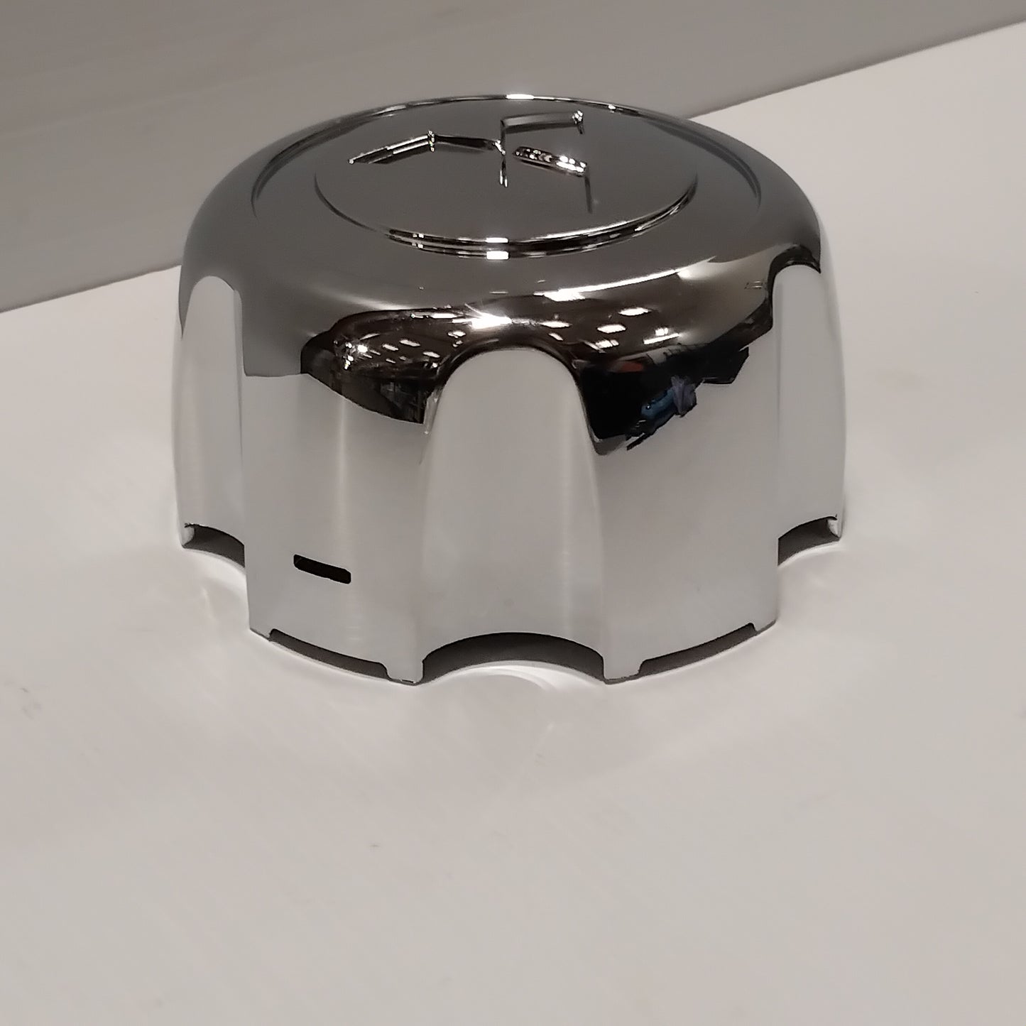 Genuine Mitsubishi Cap,Disc Wheel,Ctr | MR150561