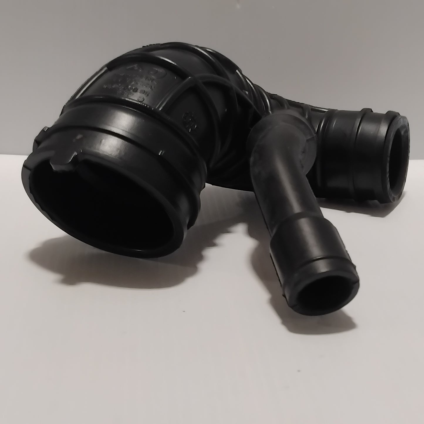 Genuine Ford Hose - Air | 1670802