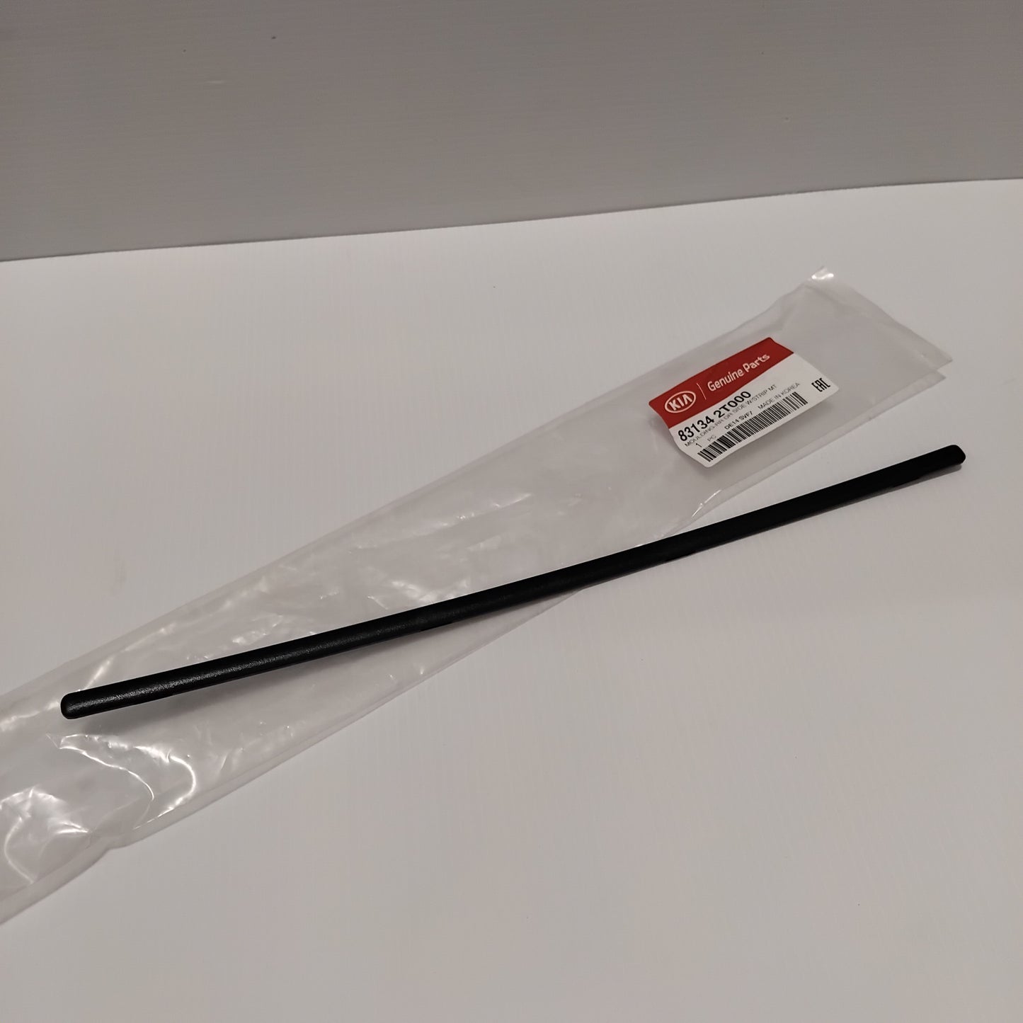 Genuine Kia Moulding-Rr Dr Side | 831342T000