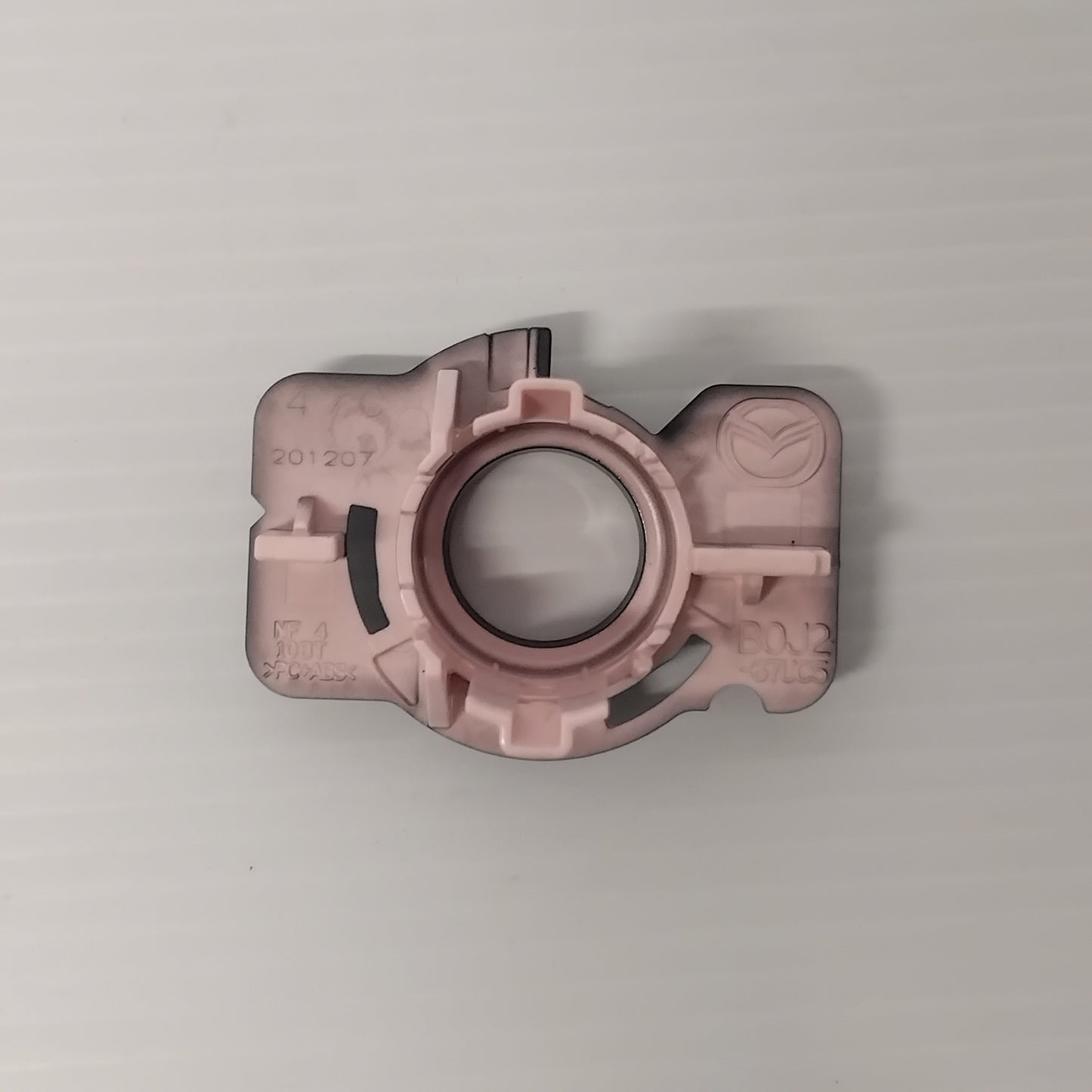Genuine Mazda Retainer | B0J367UC5 SY