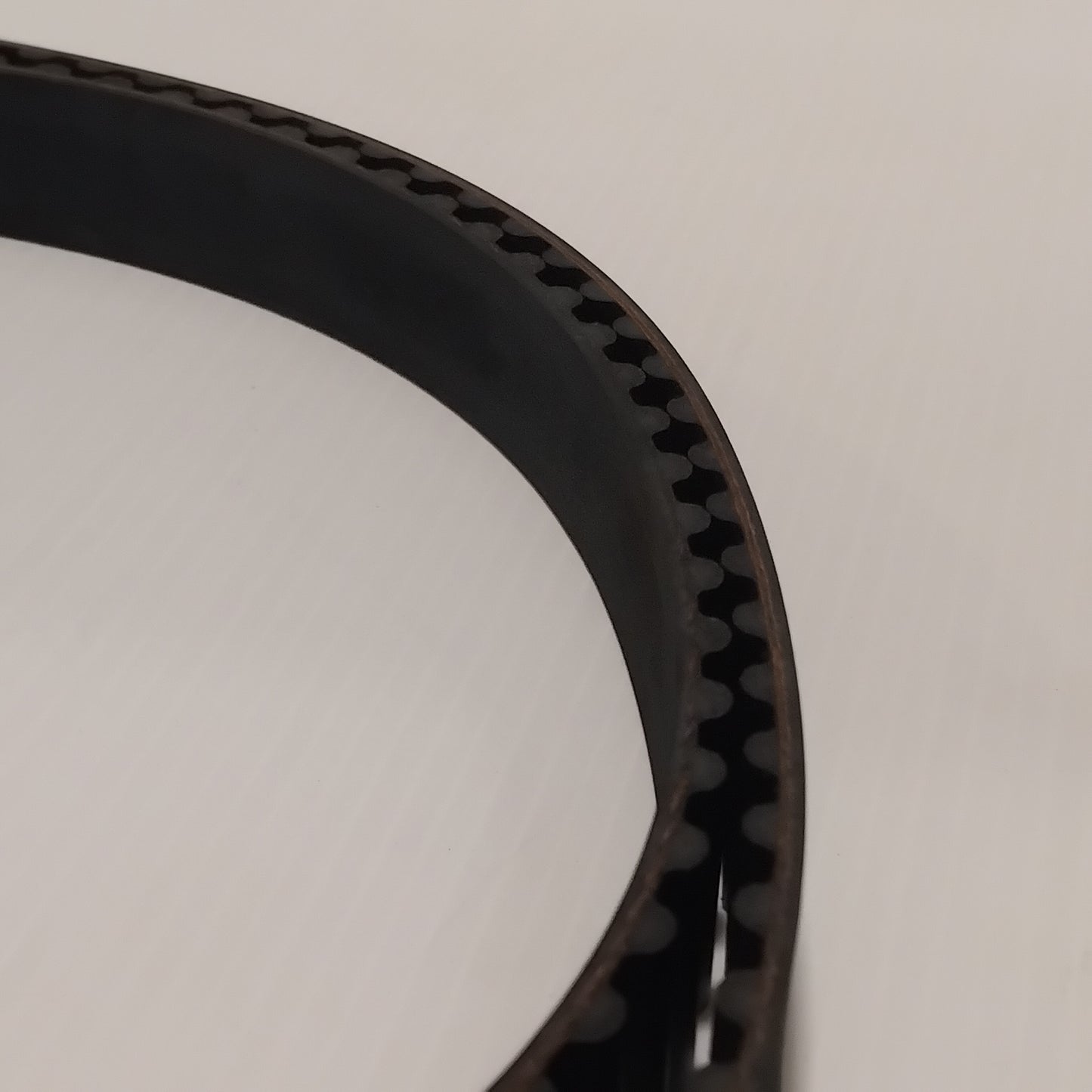Genuine Mitsubishi ^Timing Belt | MD134377