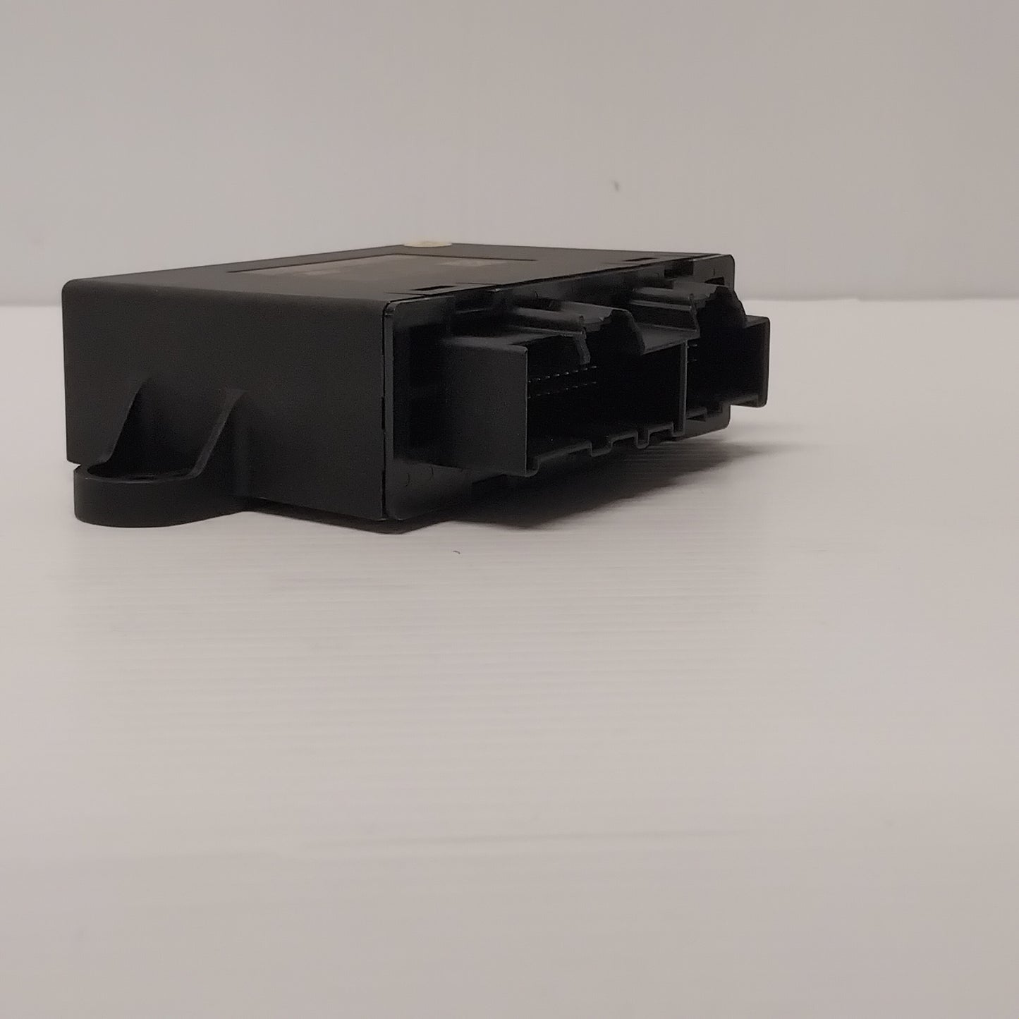 Genuine Ford Control Unit | 2289091