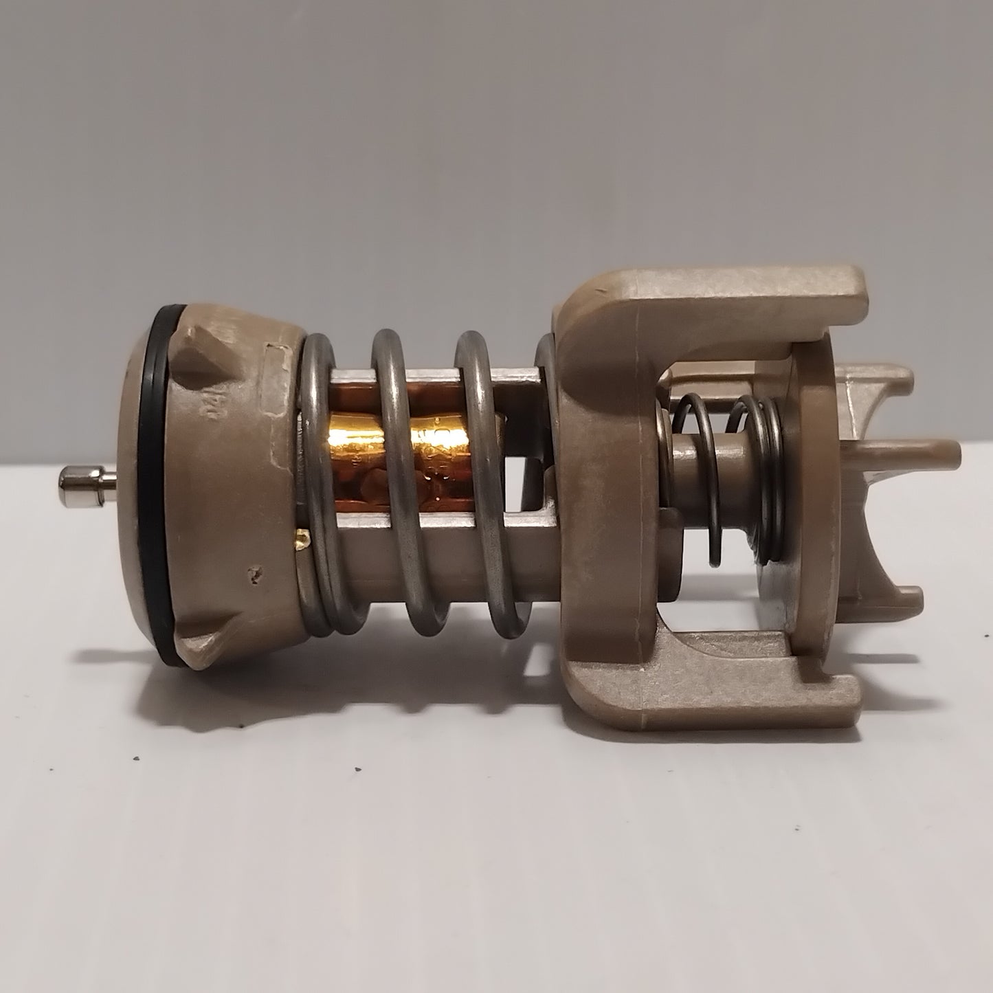 Genuine SEAT Thermostat | 04L121113C