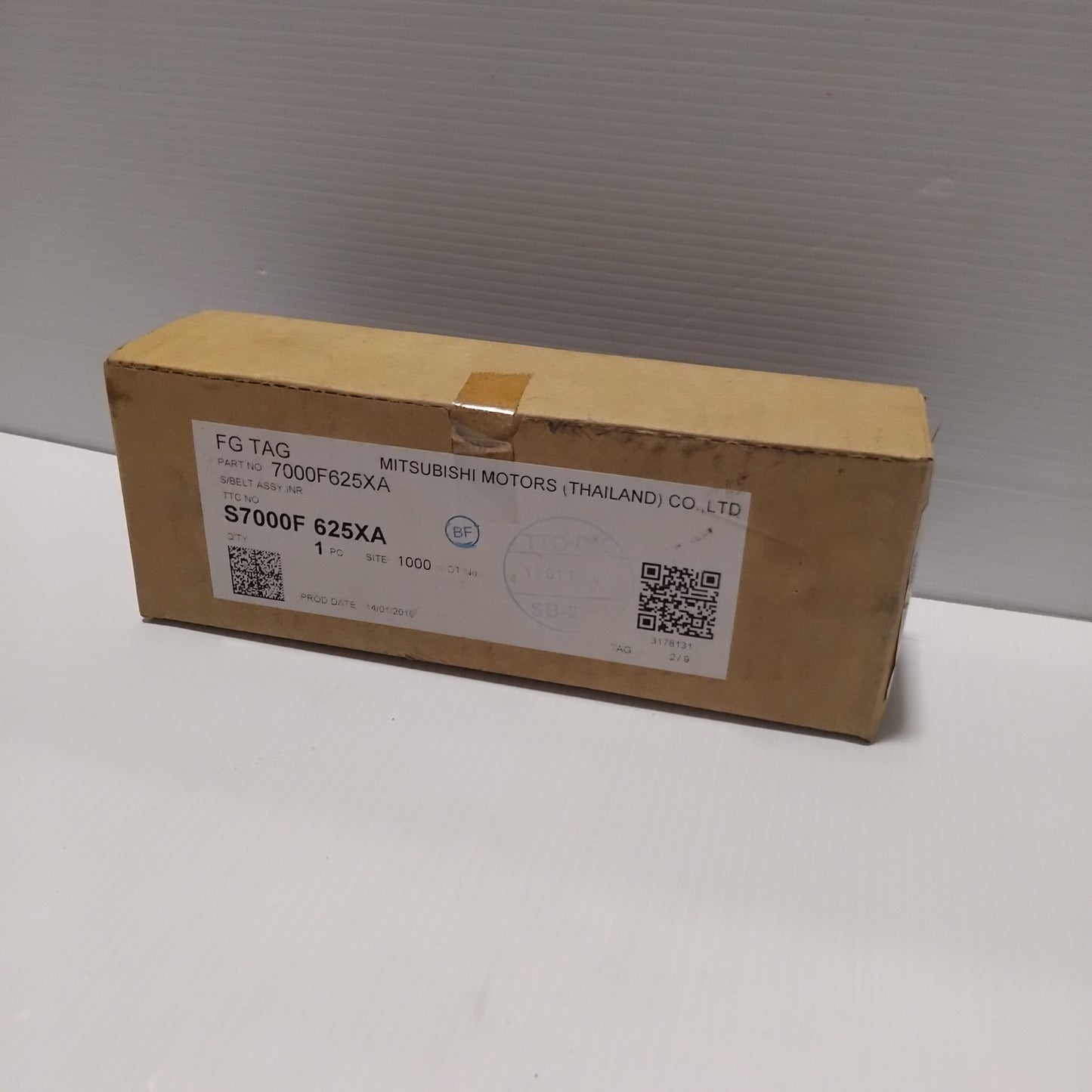 Genuine Mitsubishi Seat Belt,Fr Seat,Inr Rh | 7000F625XA