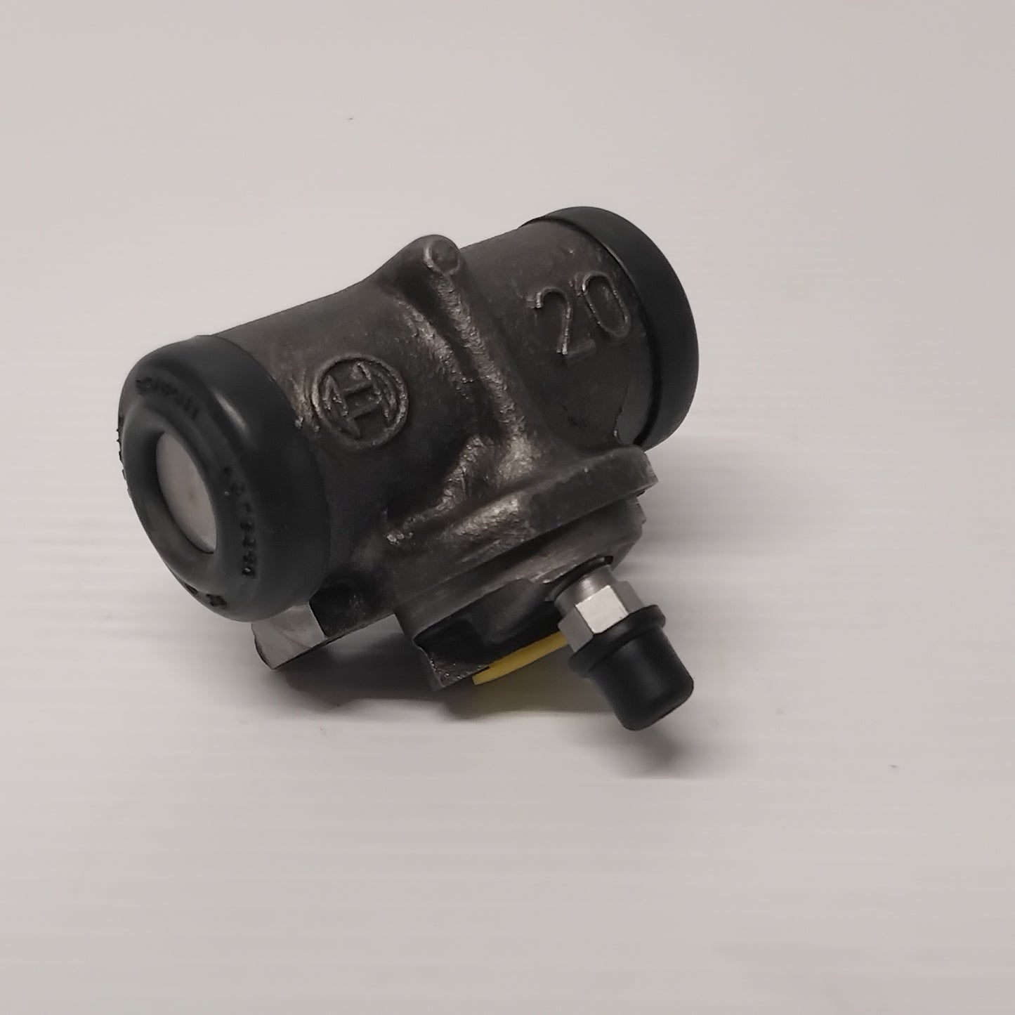 Genuine Rear Brake Cylinder - Ford KA 2008-2010 | 1554724