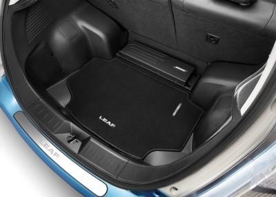 Genuine Nissan Trunk With Bose | KE8403NL01