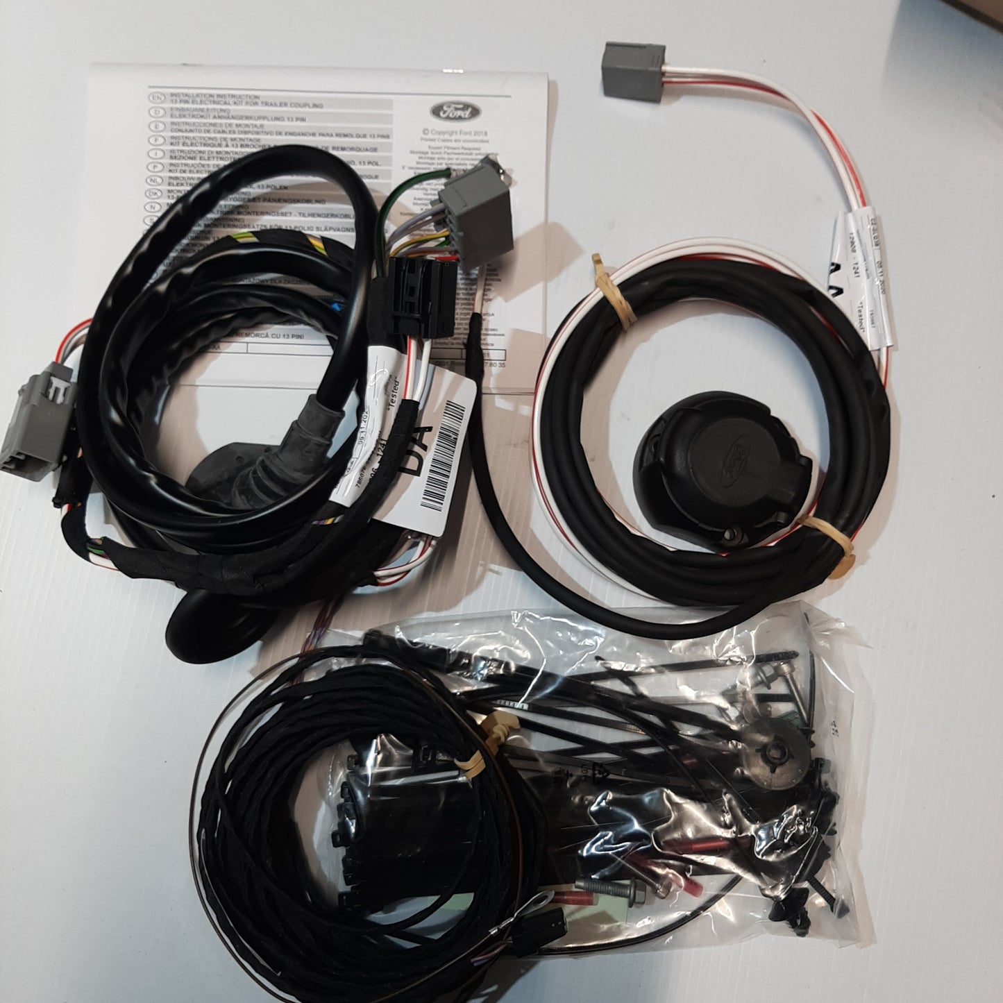 Genuine Tow Bar Wiring Kit - Ford Transit Tourneo Connect 2018- | 2321258
