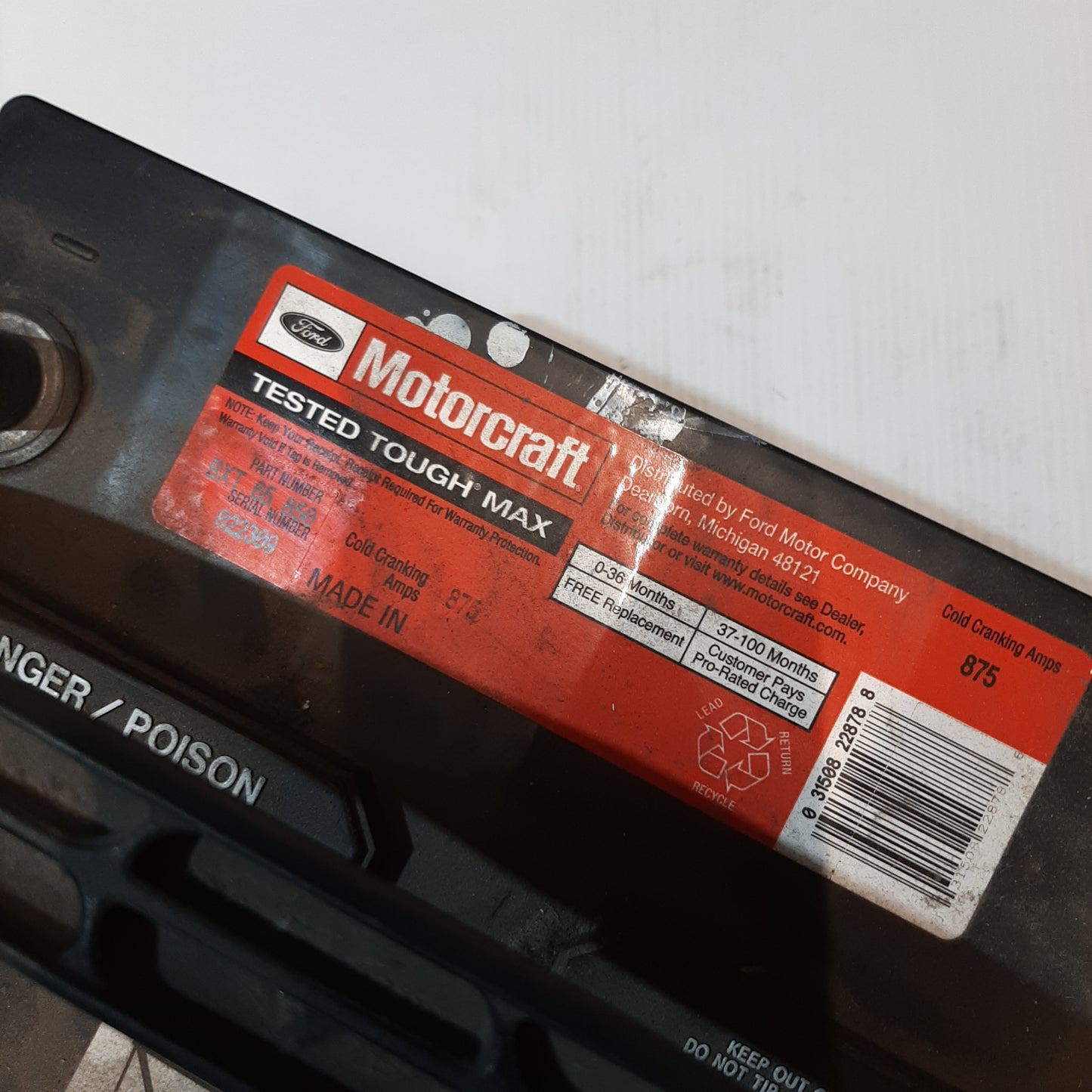 Genuine Ford Battery | 3894013