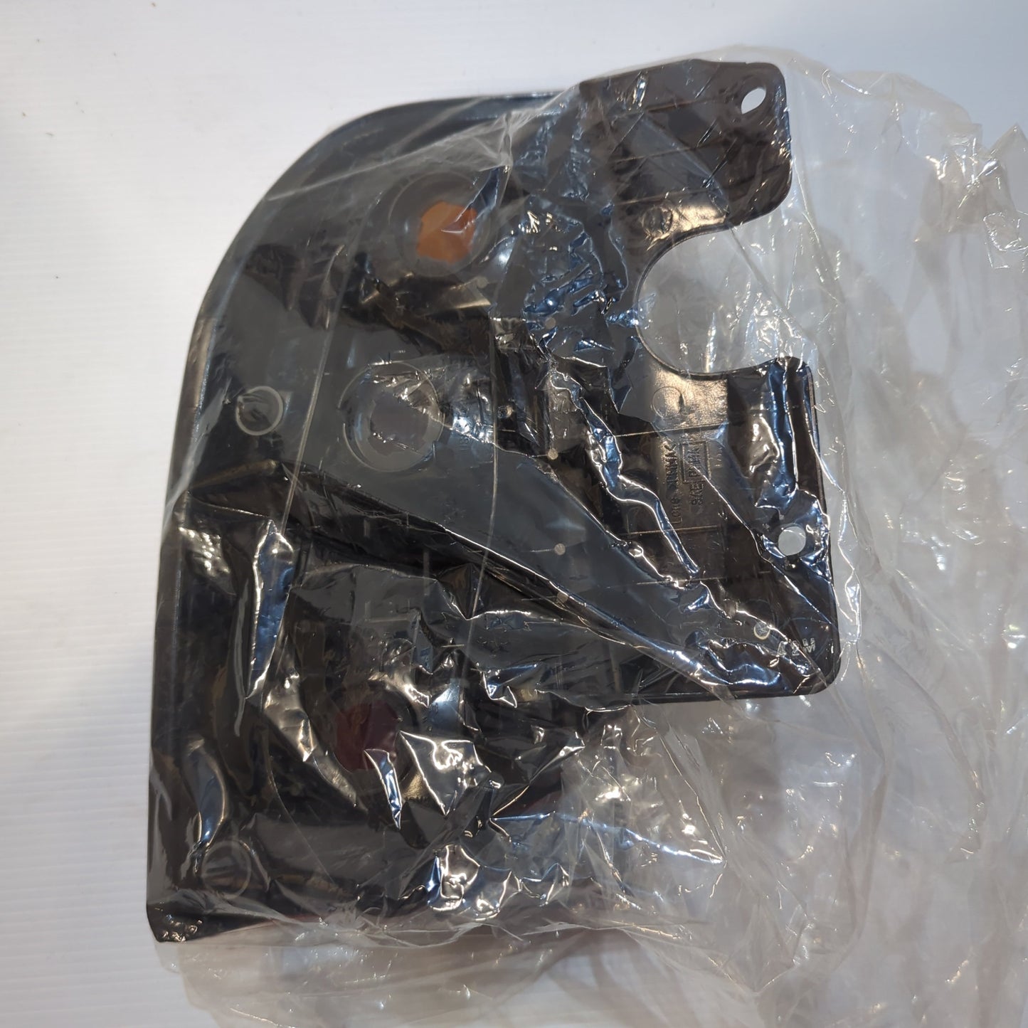 Genuine Right Rear Combination Lamp - Suzuki Grand Vitara | 35650-65D10-000